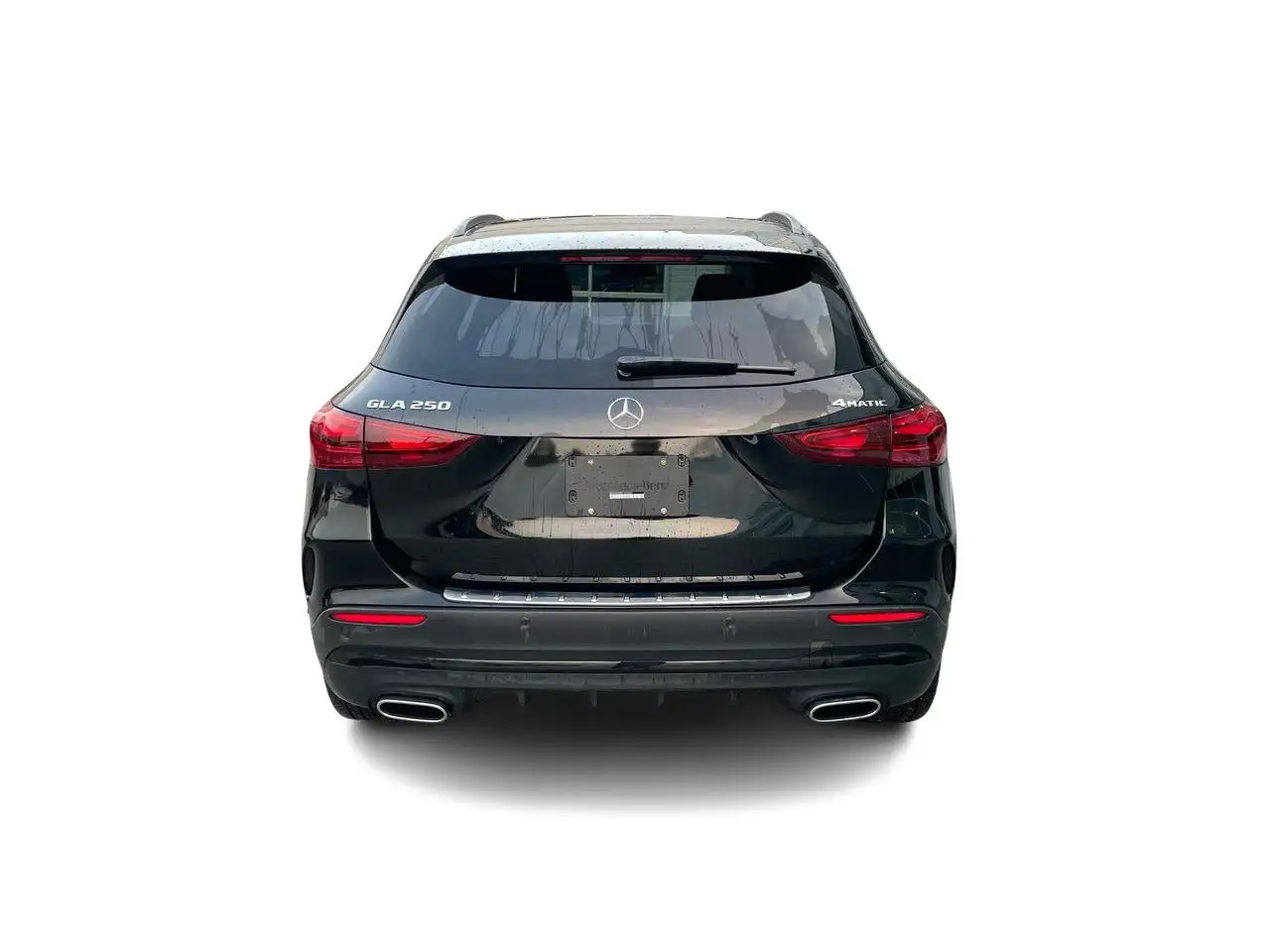 Mercedes-Benz GLA снимка Mercedes-Benz GLA