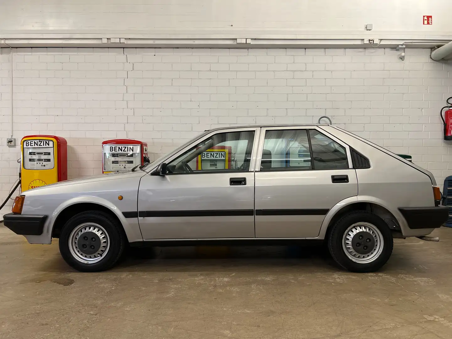 Alfa Romeo Arna 1.3 Argintiu - 1