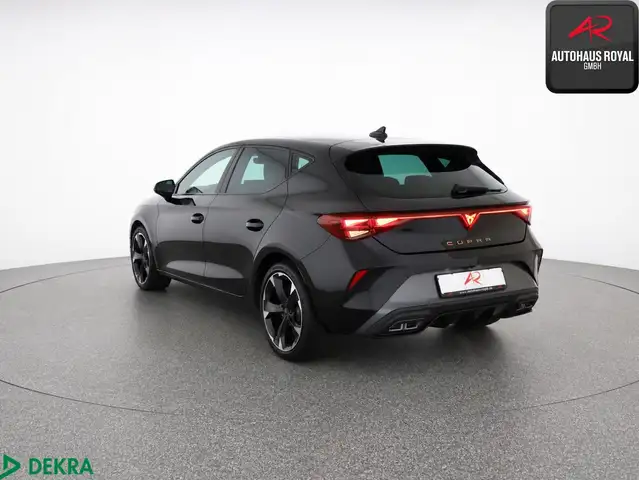Cupra Leon view 3