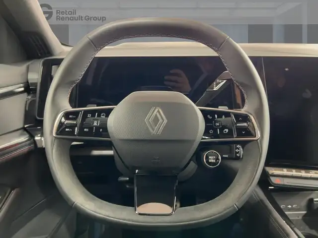 Renault Rafale view 11