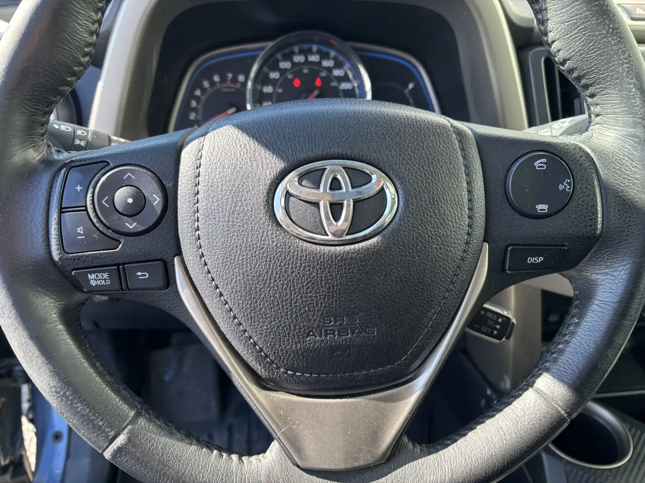 Toyota RAV 4 снимка Toyota RAV 4