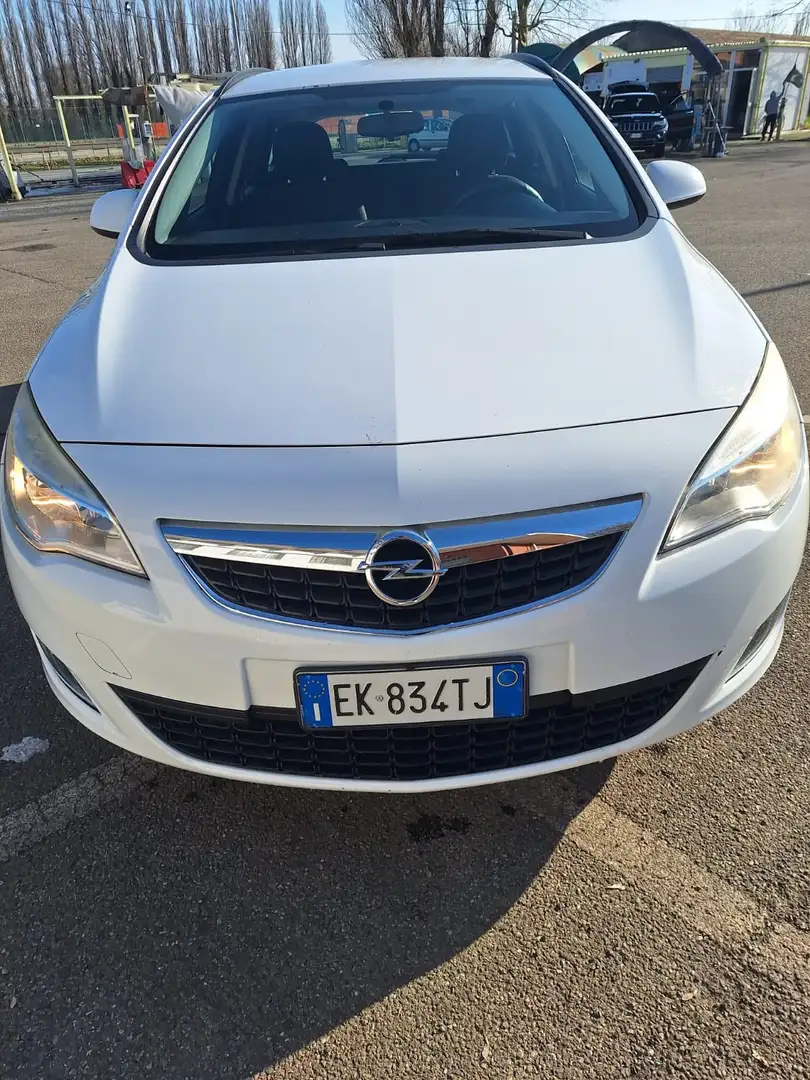 Opel Astra 1.7 CDTI DPF Sports Tourer Innovation - 1