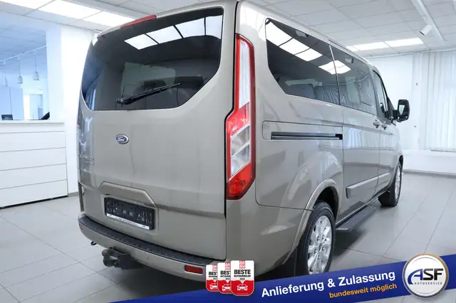 Ford Tourneo Custom view 7