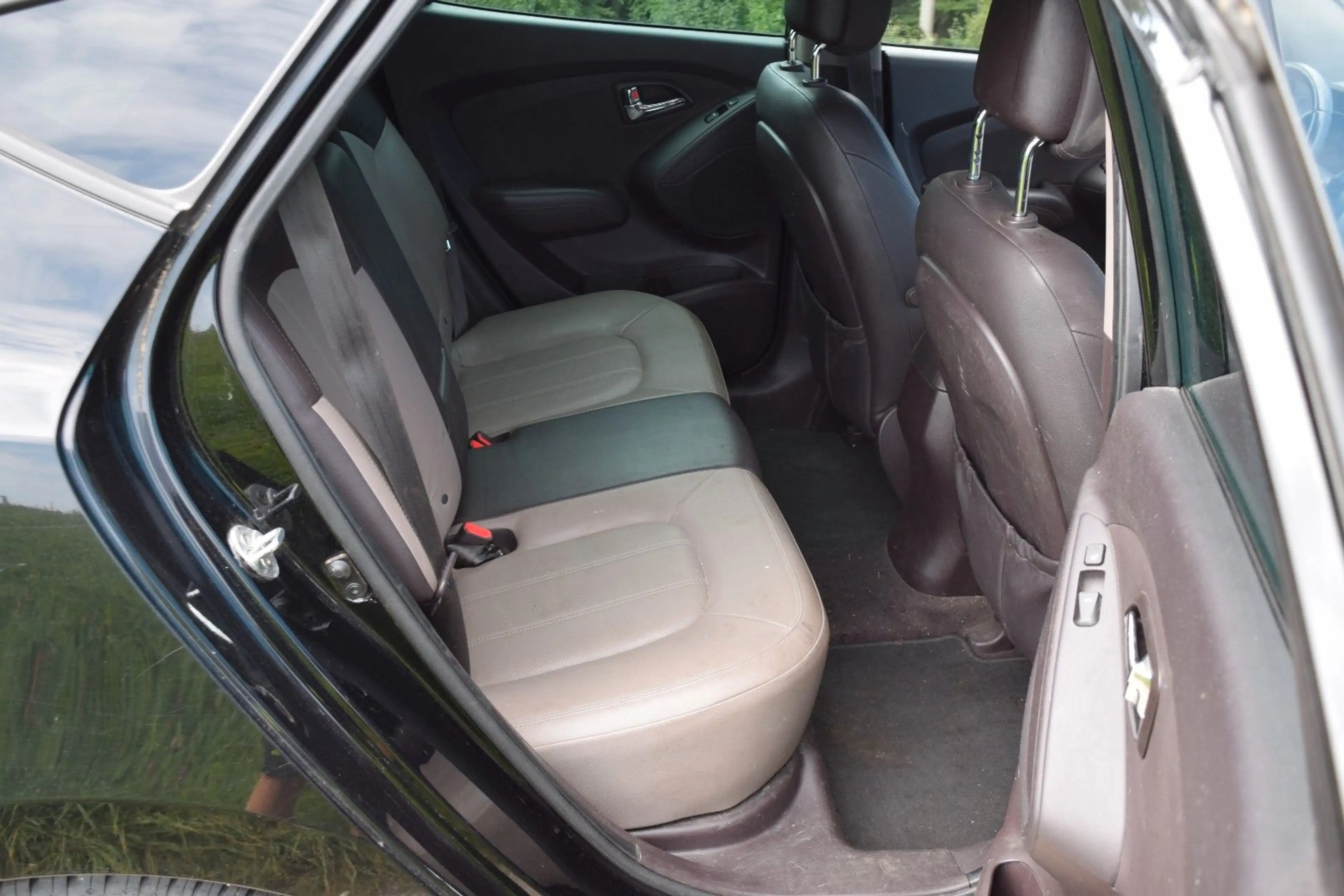 Hyundai iX35 Premium AWD~Diffsperre~Leder~AHK~TÜV NEU — photo 13