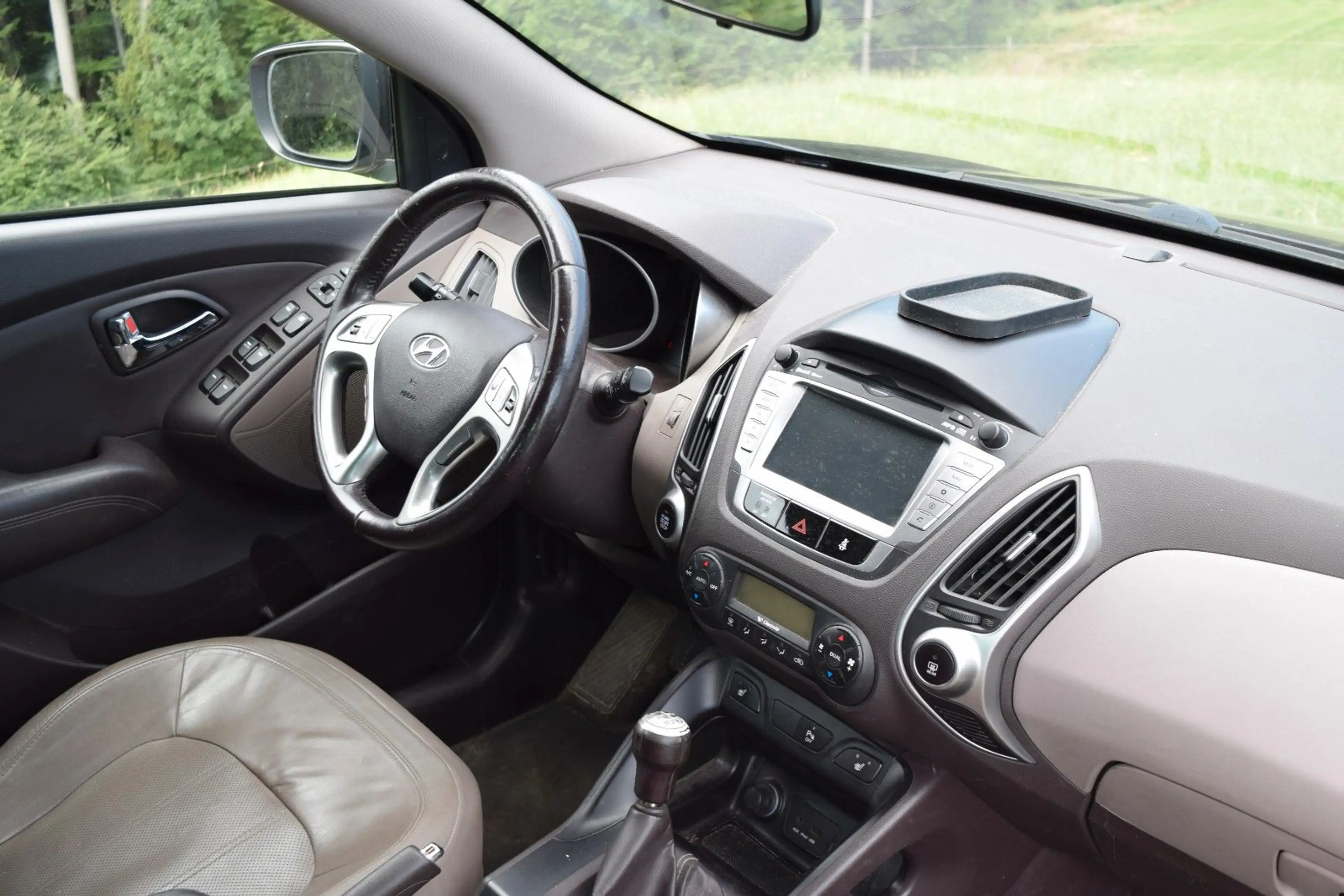 Hyundai iX35 Premium AWD~Diffsperre~Leder~AHK~TÜV NEU — photo 12