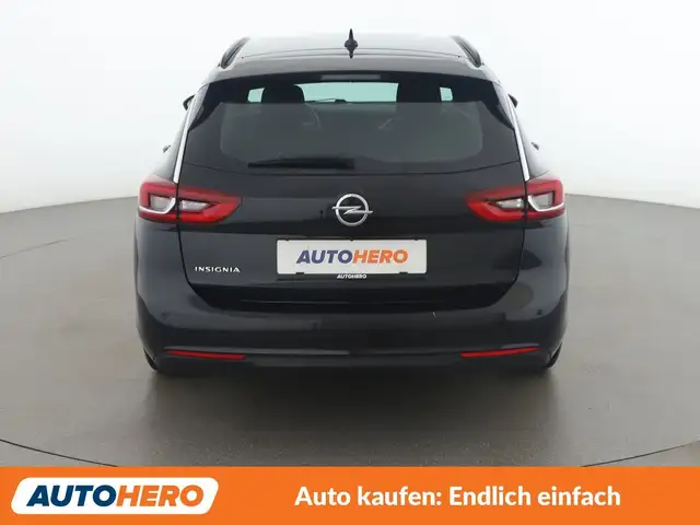 Opel Insignia view 5
