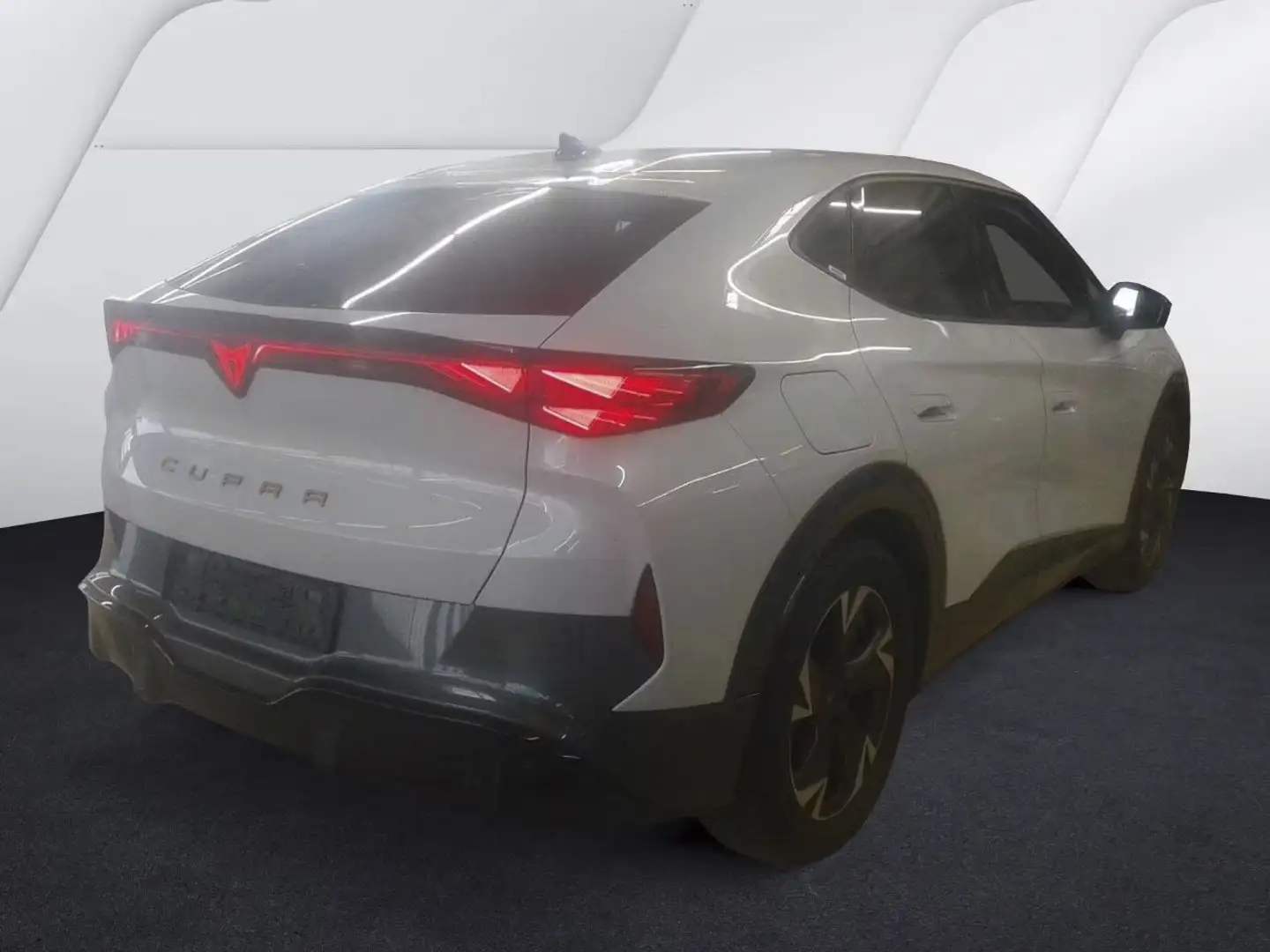 CUPRA Tavascan Tavascan Endurance 77kWh 286 CV RWD NAVI MATRIX L Argent - 2