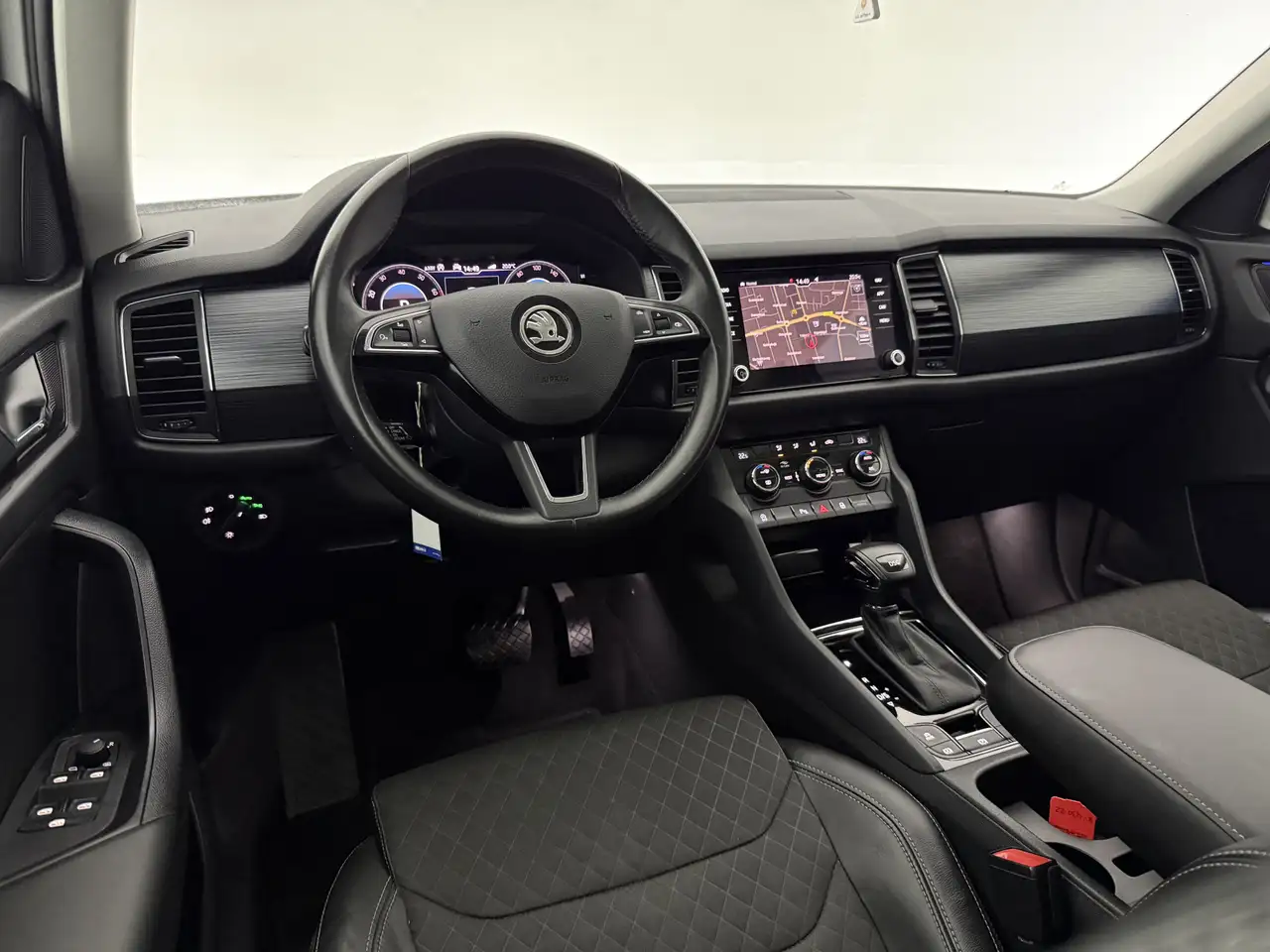 Skoda Kodiaq 1.5 TSI Limited Business Edition 7p. Camera Vi, миниатюра 14