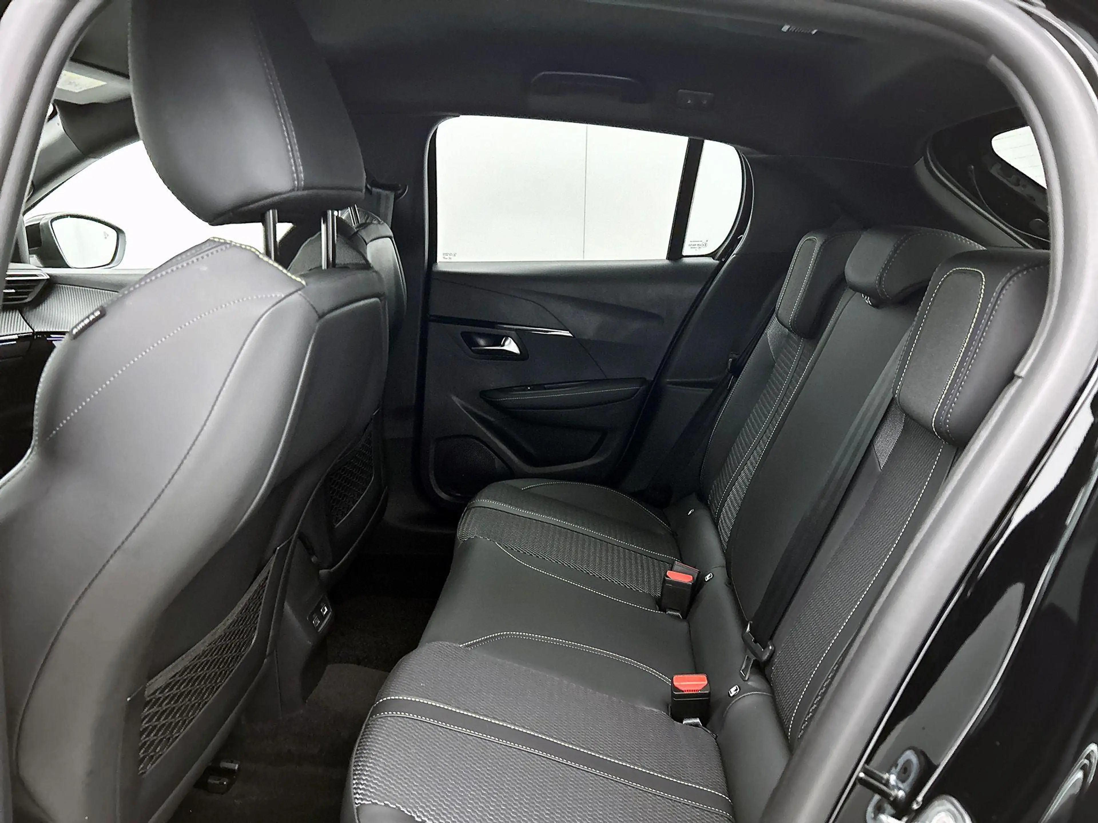 Peugeot 208 1.2 Hybrid 145pk GT Automaat | Tot 8 Jaar Garantie — photo 13