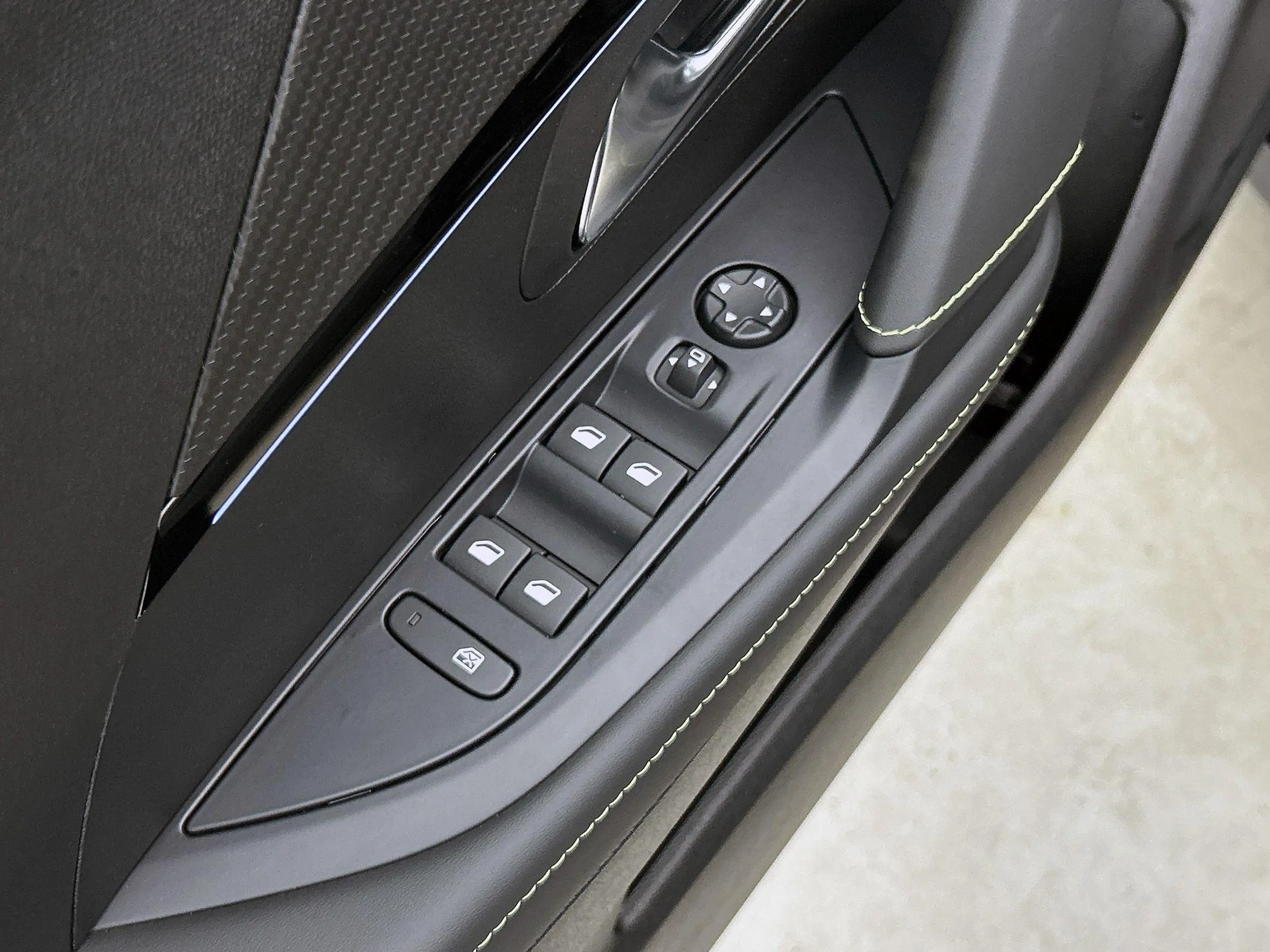 Peugeot 208 1.2 Hybrid 145pk GT Automaat | Tot 8 Jaar Garantie — photo 15