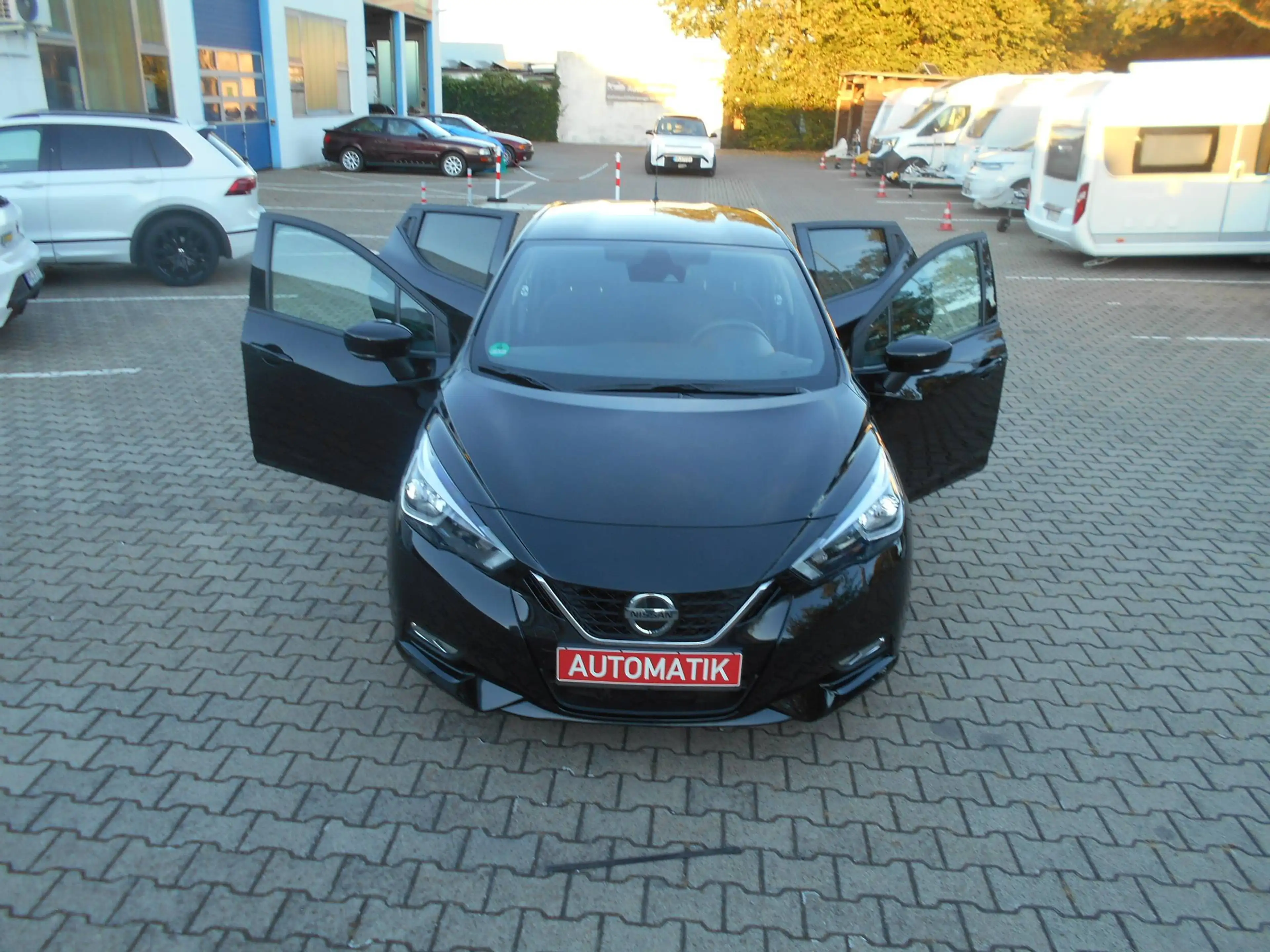 Nissan Micra N-Way/AUTOMATIK /Navi/Sitzheiz/Alu/Allwetter — photo 3