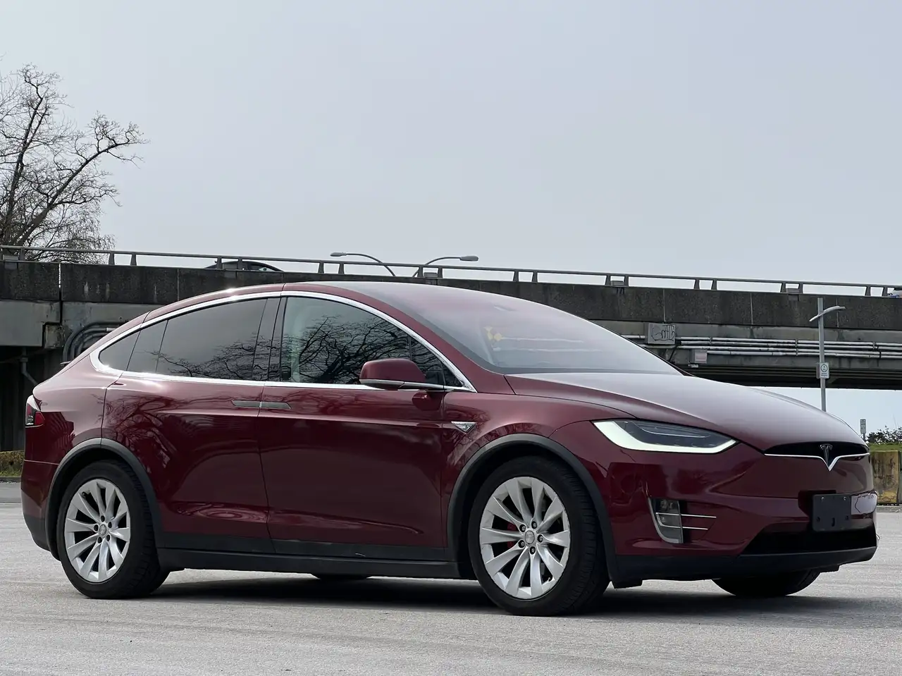Tesla Model X fotografie Tesla Model X