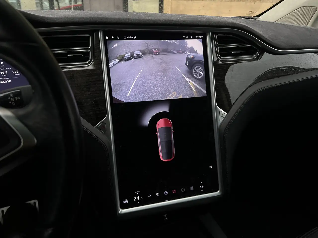 Tesla Model X fotografie Tesla Model X