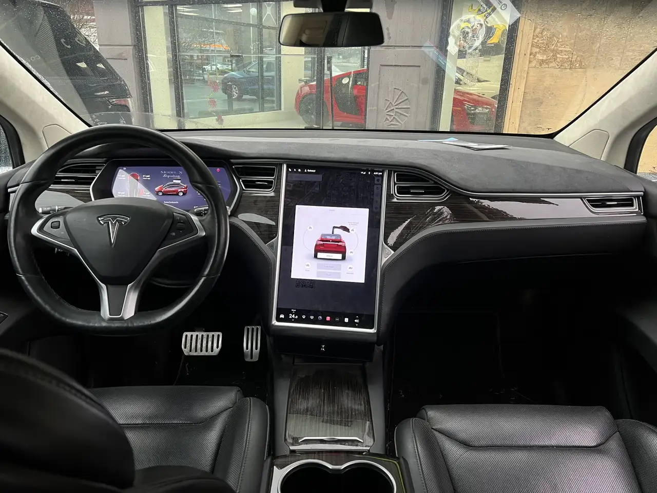 Tesla Model X fotografie Tesla Model X