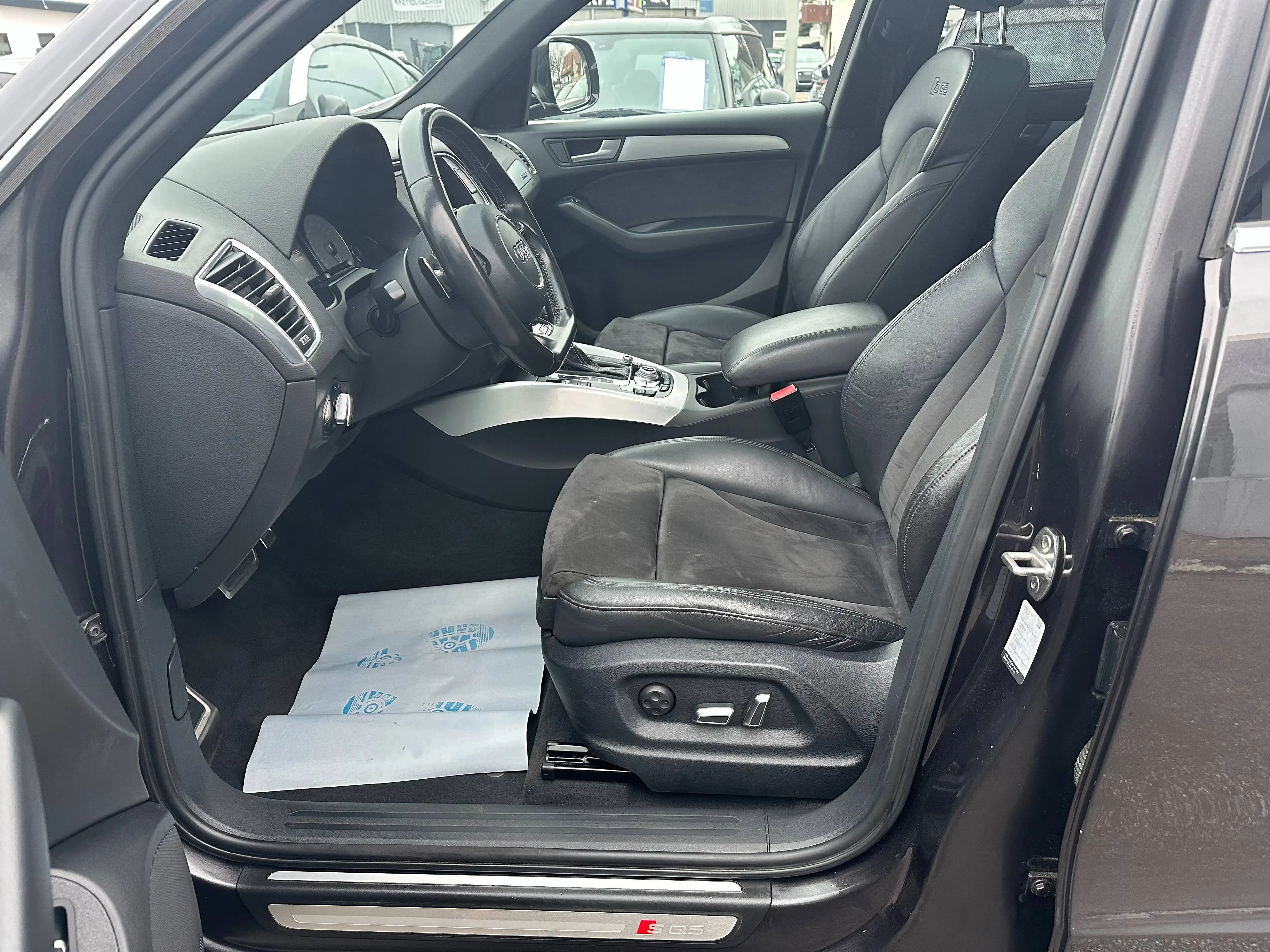 Audi SQ5 3.0 TDI quattro~2 Hand~Navi~Leder~Panoramadach — photo 9