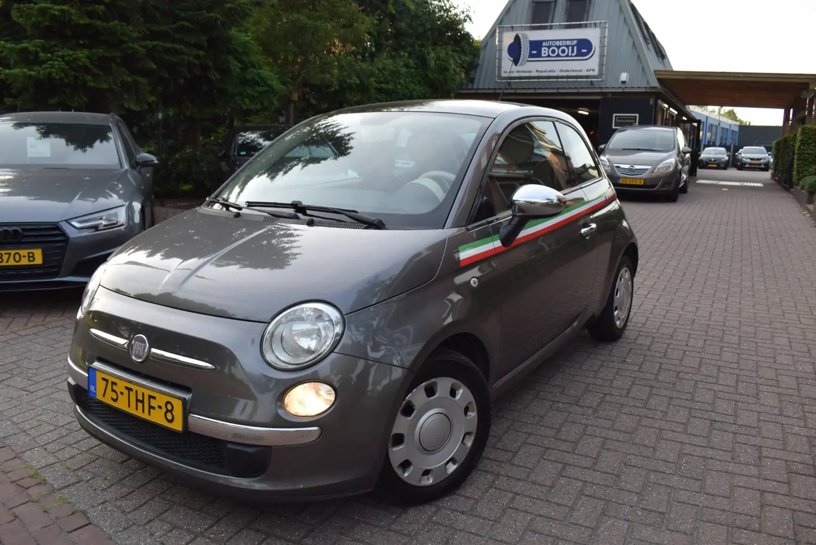 Fiat 500 1.2 Lounge AIRCO/BLUETOOTH/PANO/LEDER/USB/NL-AUTO Gris - 2