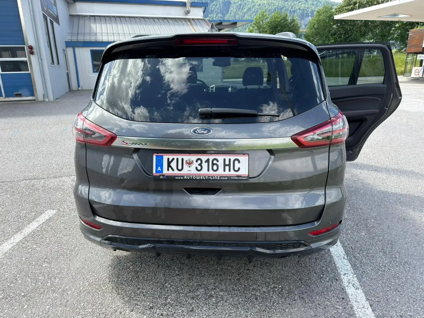 Ford S-Max ST-Line 2.0 TDCi Auto-Start/Stop Aut. Grau - 2