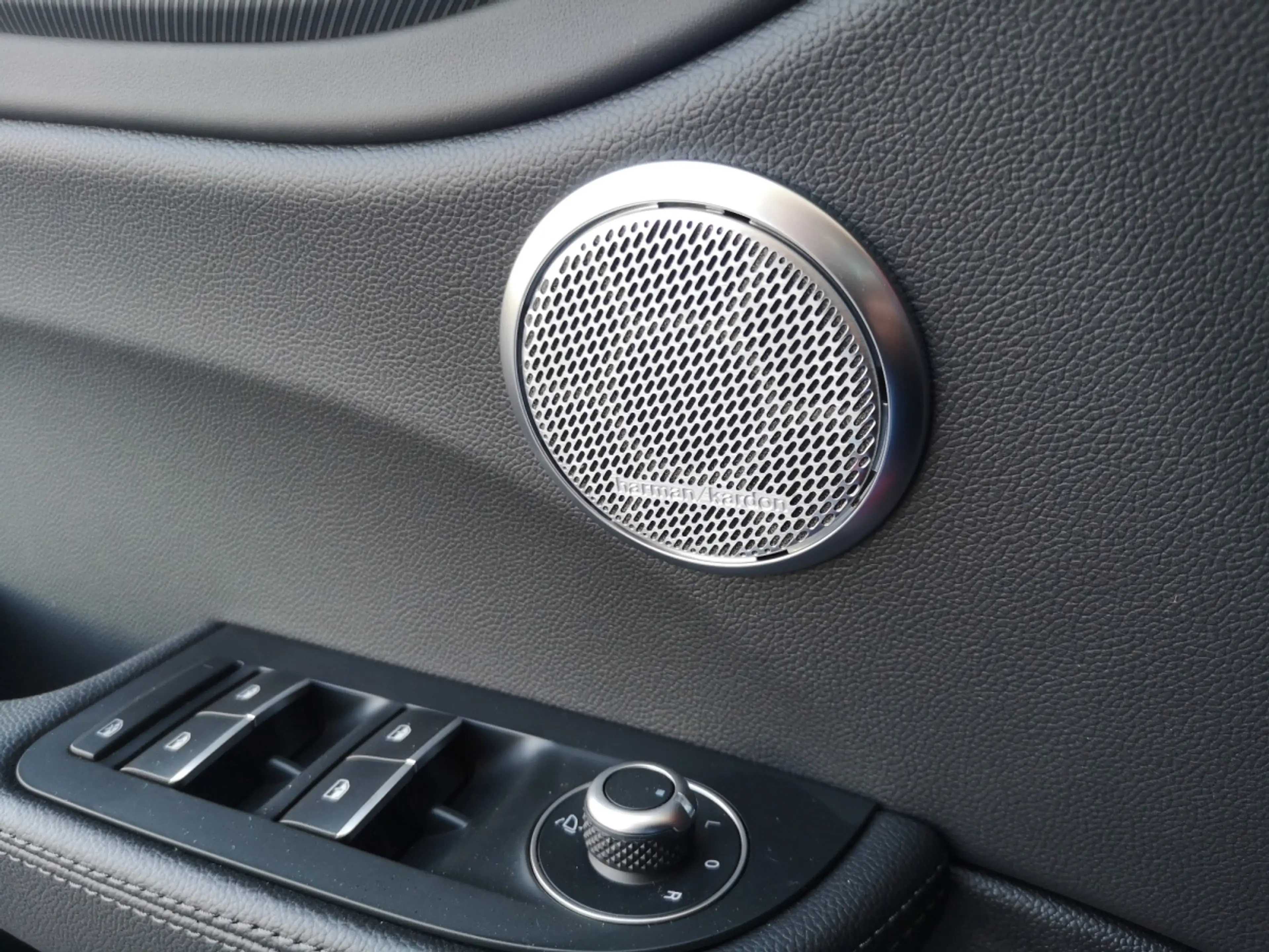 Alfa Romeo Giulia Alfa Giulia 280PS Q4 — photo 15