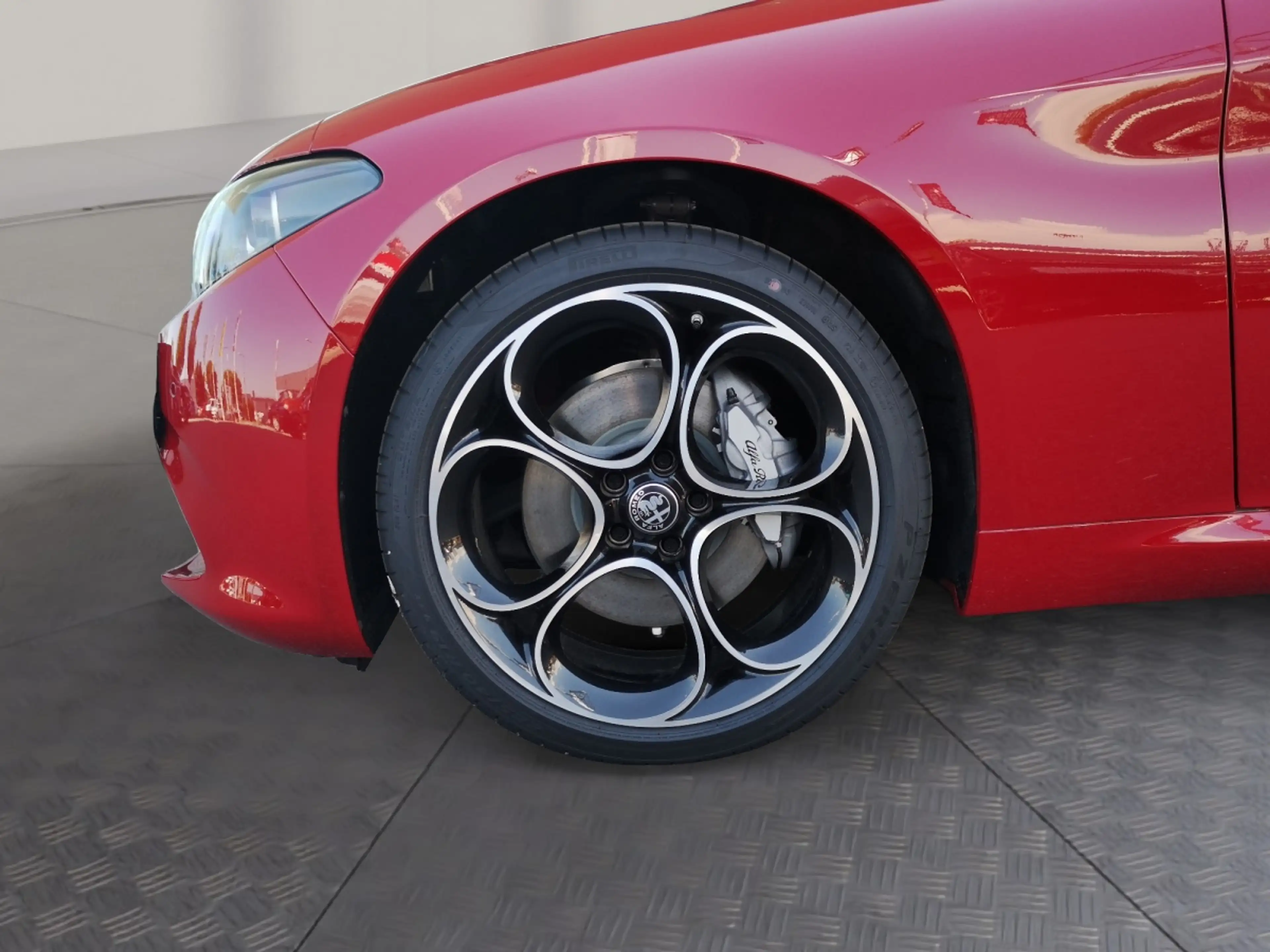 Alfa Romeo Giulia Alfa Giulia 280PS Q4 — photo 13