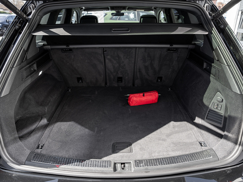 Volkswagen Touareg 3.0 V6 TDI R-Line 4MOTION 360° MATRIX — photo 15