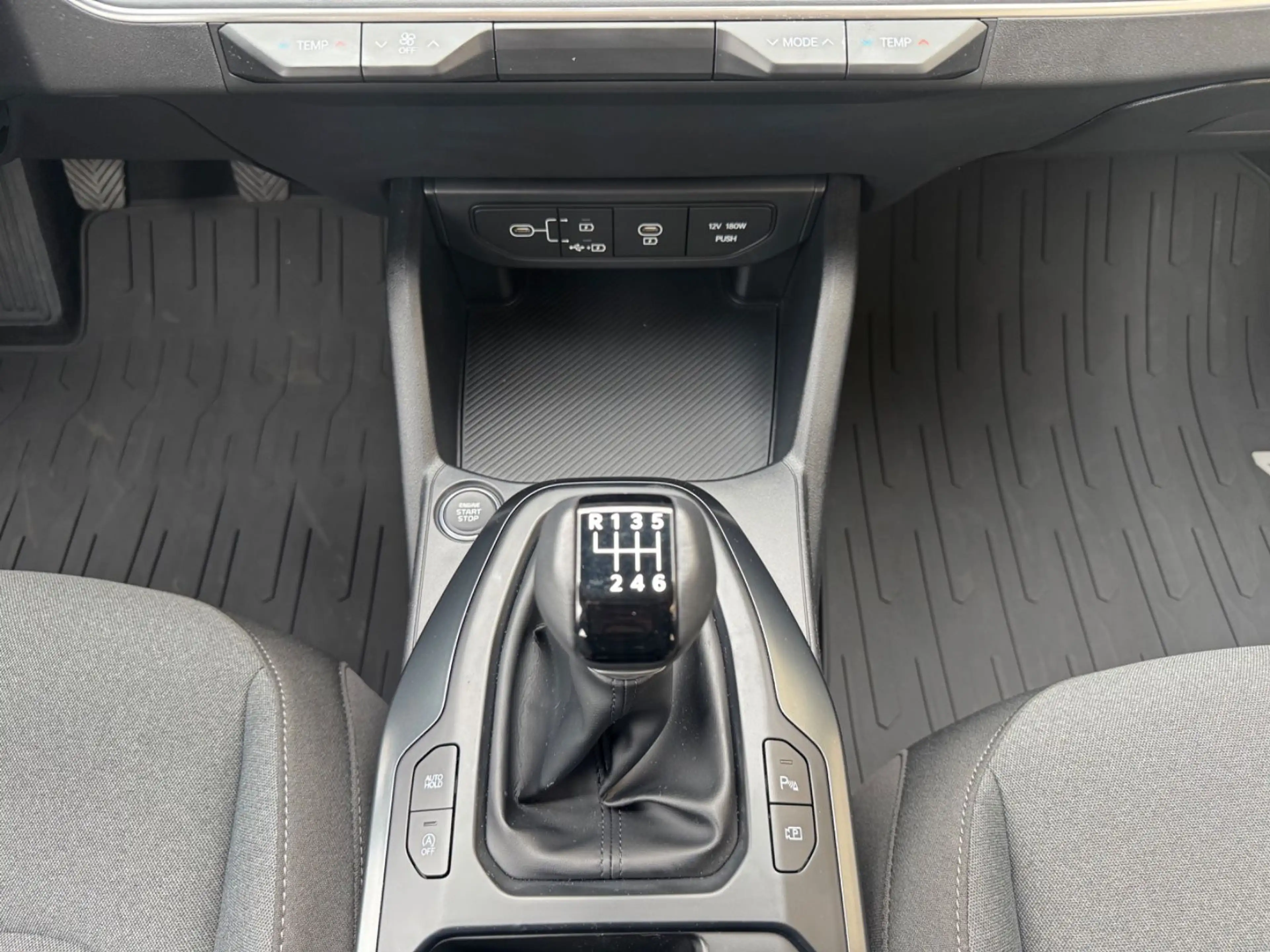 Kia K4 1.0 T-GDI Vision — photo 21
