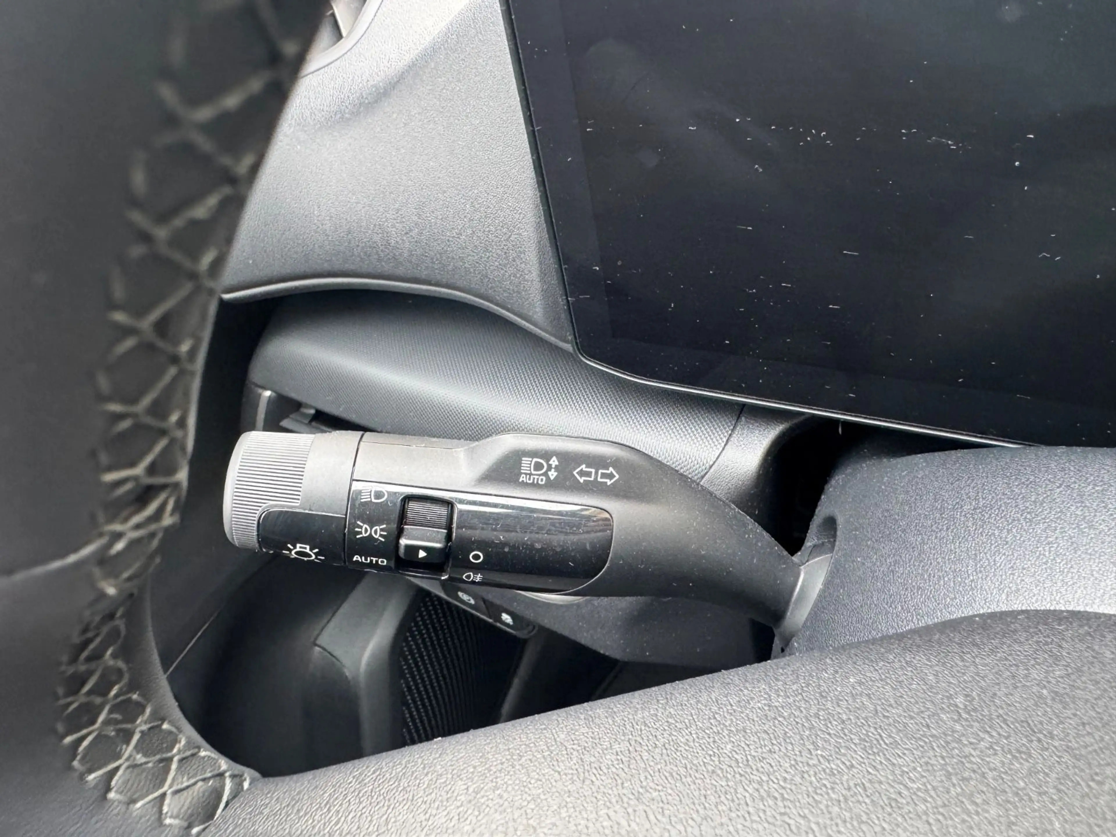 Kia K4 1.0 T-GDI Vision — photo 24