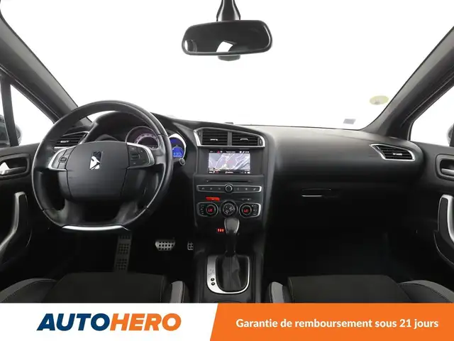 DS Automobiles DS 4 Crossback view 13