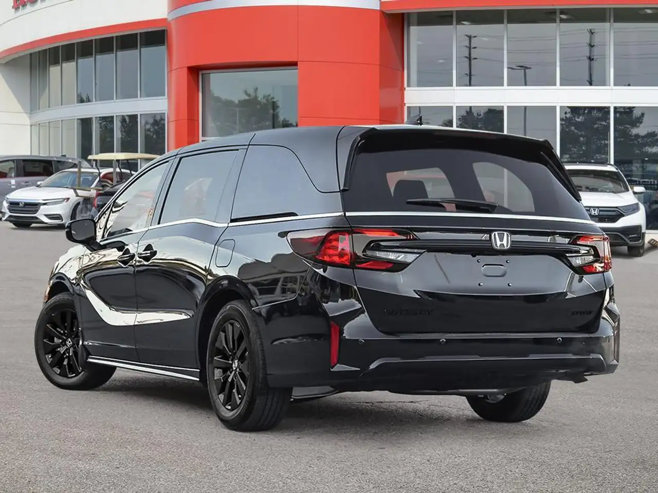 Honda Odyssey снимка Honda Odyssey