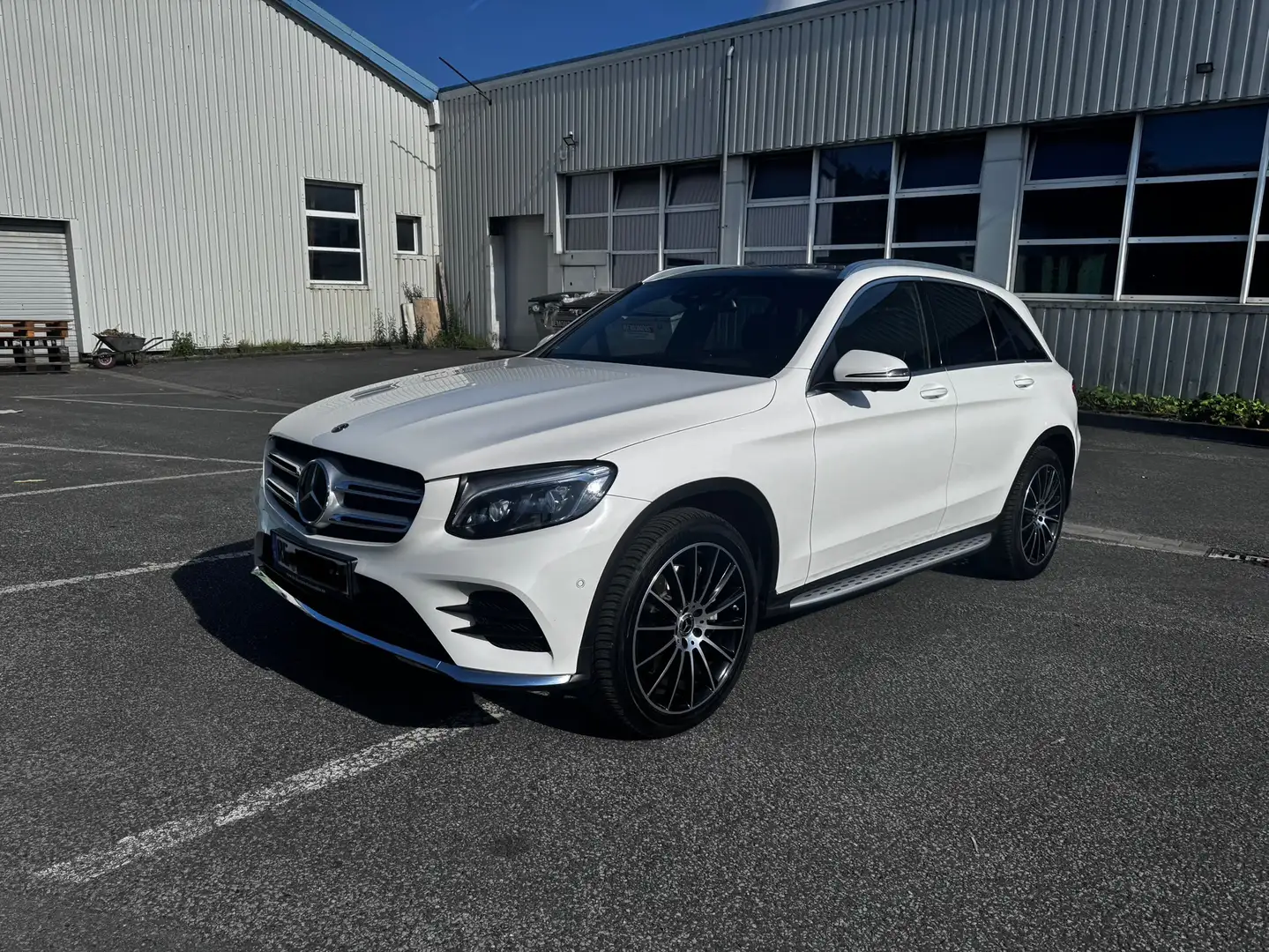 Mercedes-Benz GLC 350 GLC 350 d 4Matic (253.925) Bílá - 2