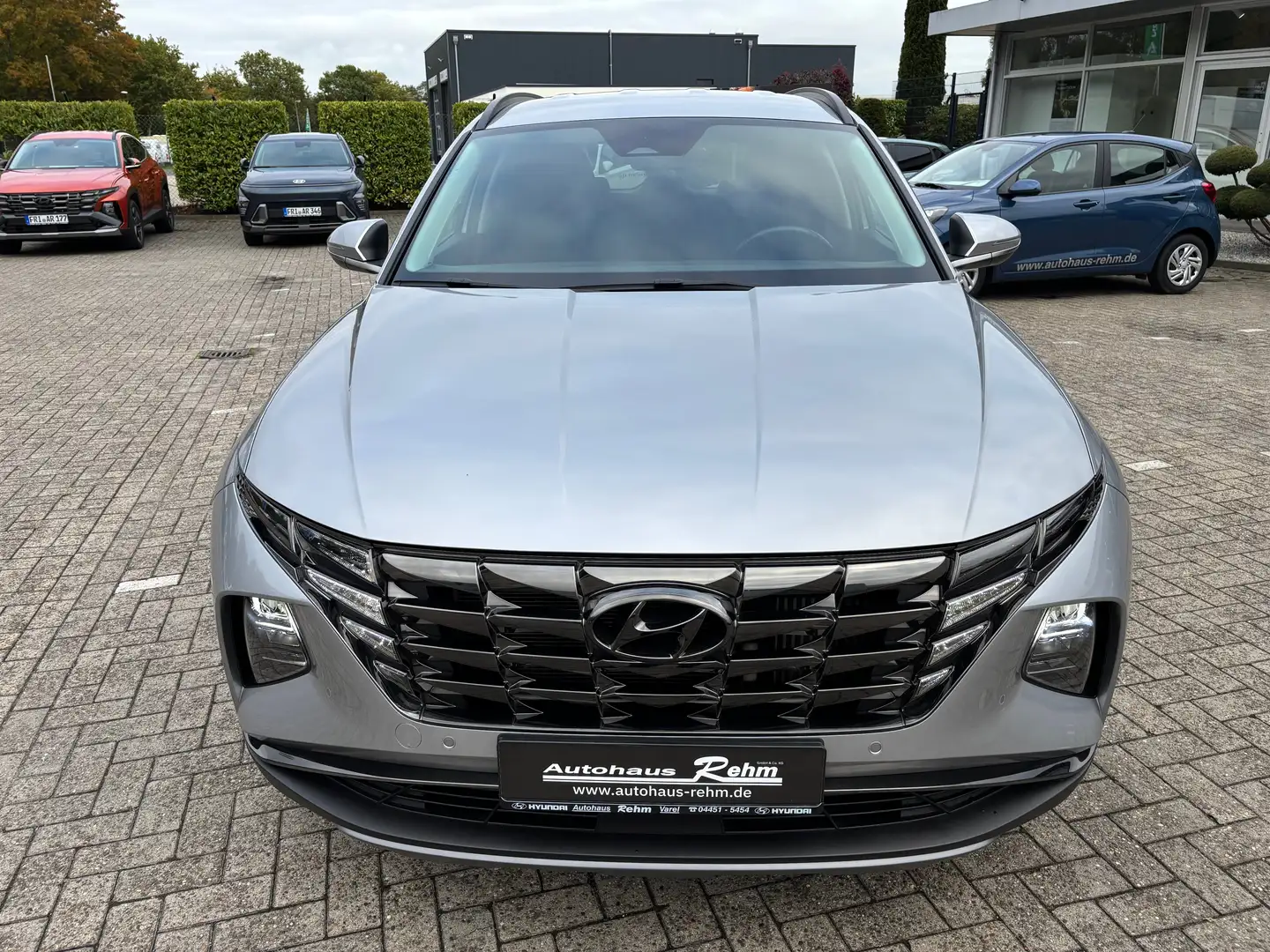 Hyundai TUCSON 1.6 T-GDI Trend Mild-Hybrid 2WD | AHK | Navi Grau - 2