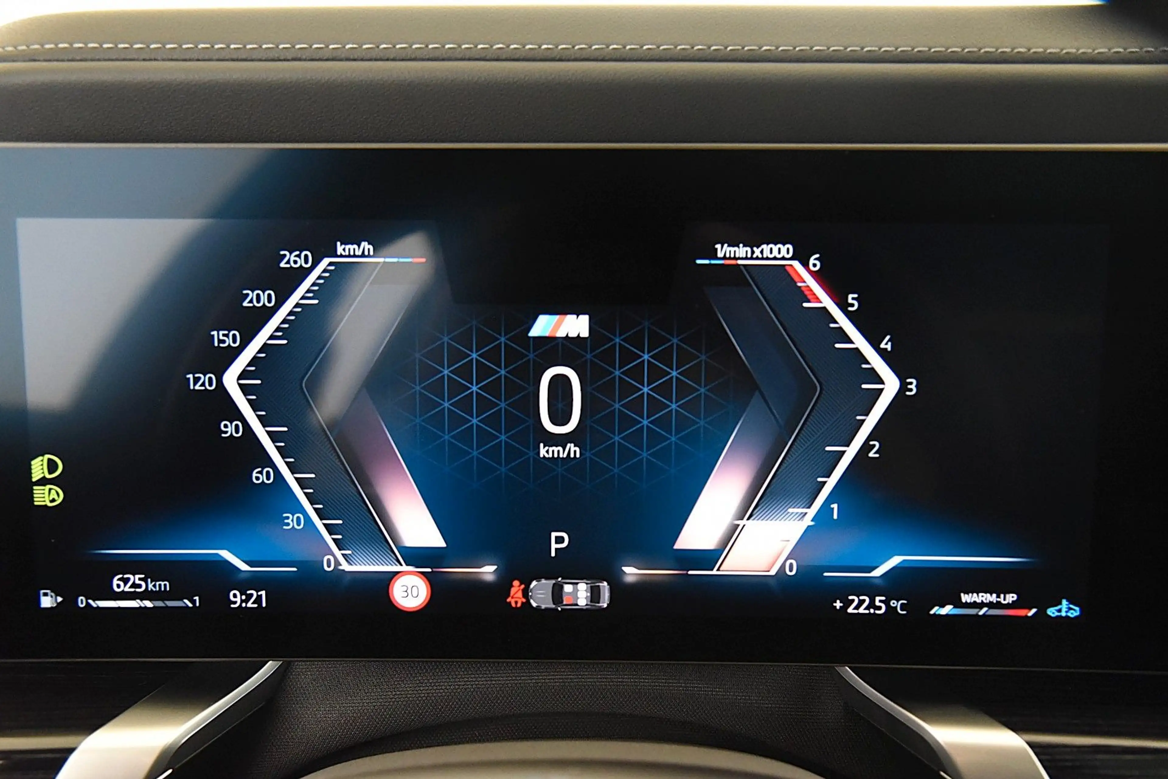 BMW 740 d xDrive M Sport Pro StandHzg LED Pano HUD — photo 10