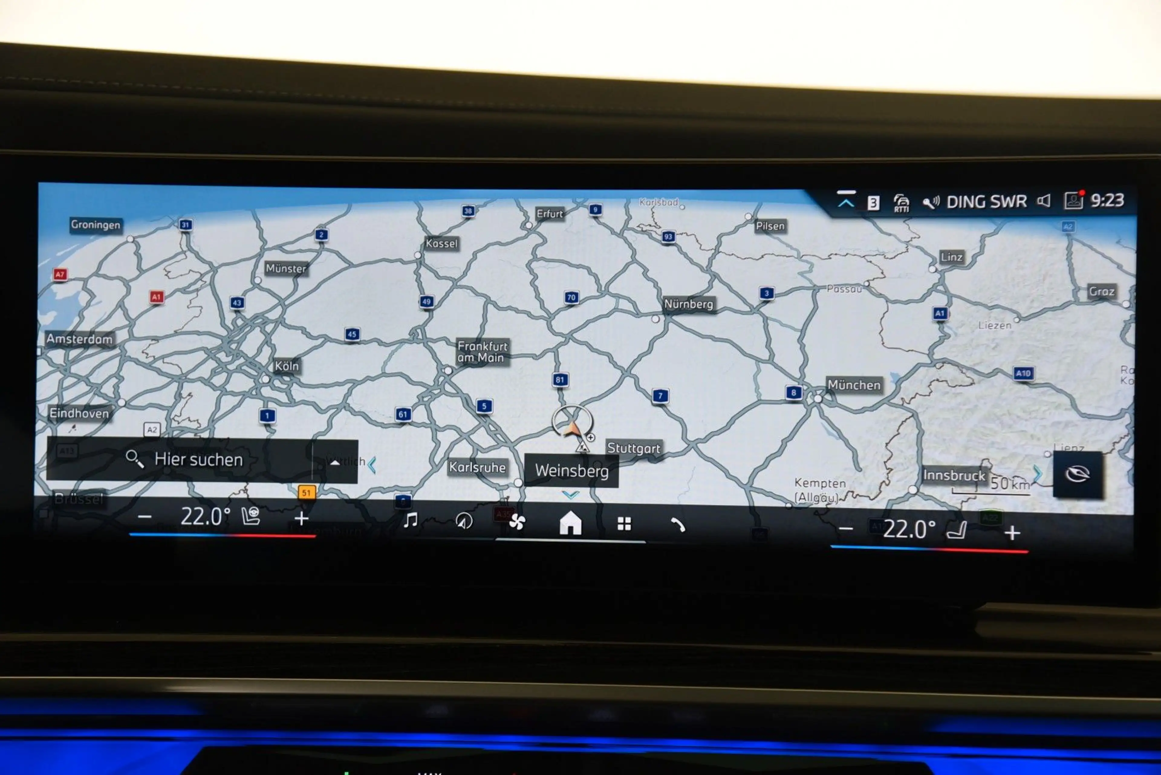 BMW 740 d xDrive M Sport Pro StandHzg LED Pano HUD — photo 11
