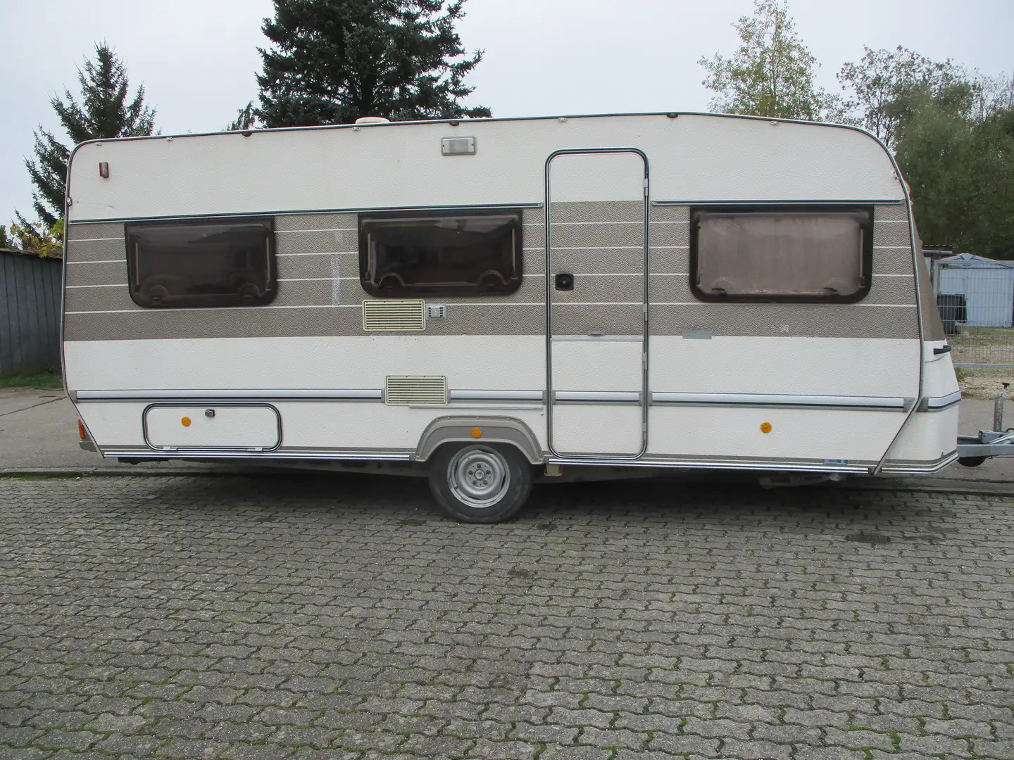 Hymer/Eriba Nova 521, TÜV:11/26, www.billigwohnwagen. de - 2