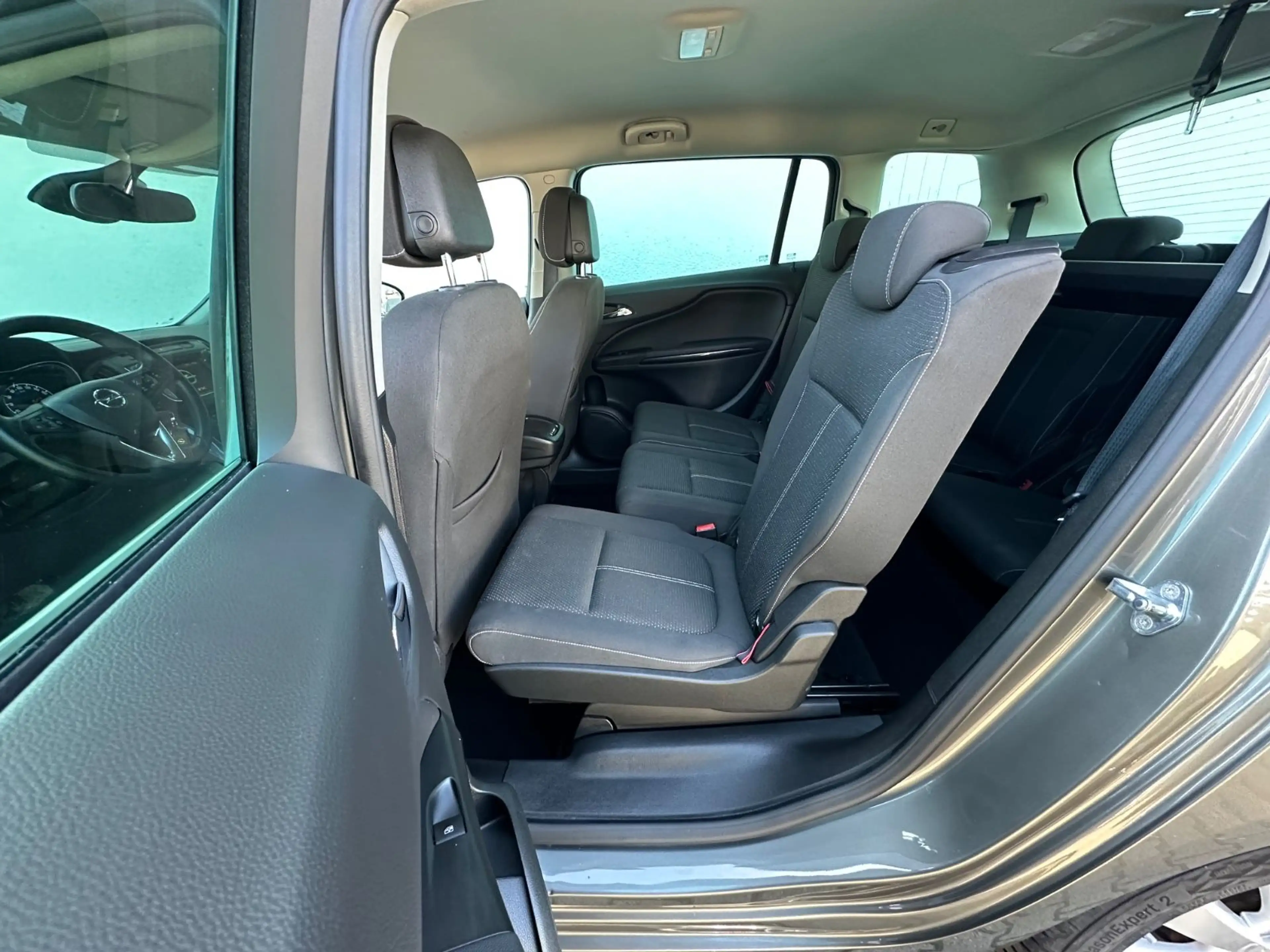 Opel Zafira C Innovation 7-Sitzer/Navi/LED-S/PDC/AHK — photo 15