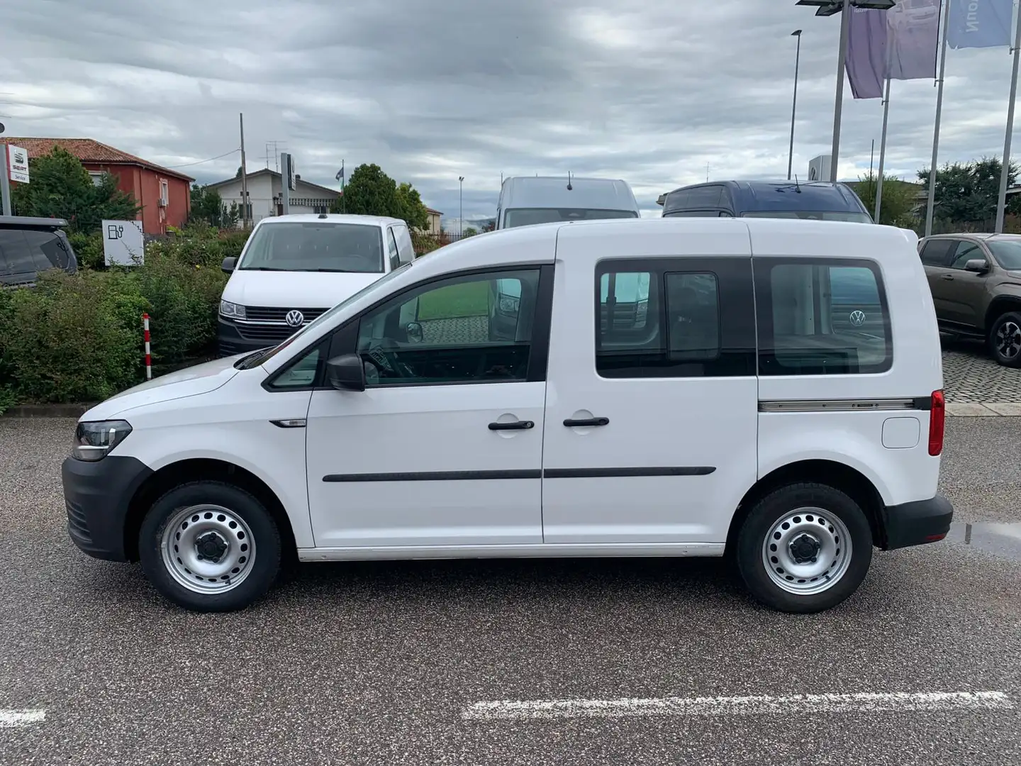 Volkswagen Caddy 2.0 tdi102cv 5 POSTI AUTOCARRO IVA COMPRESA Bianco - 2