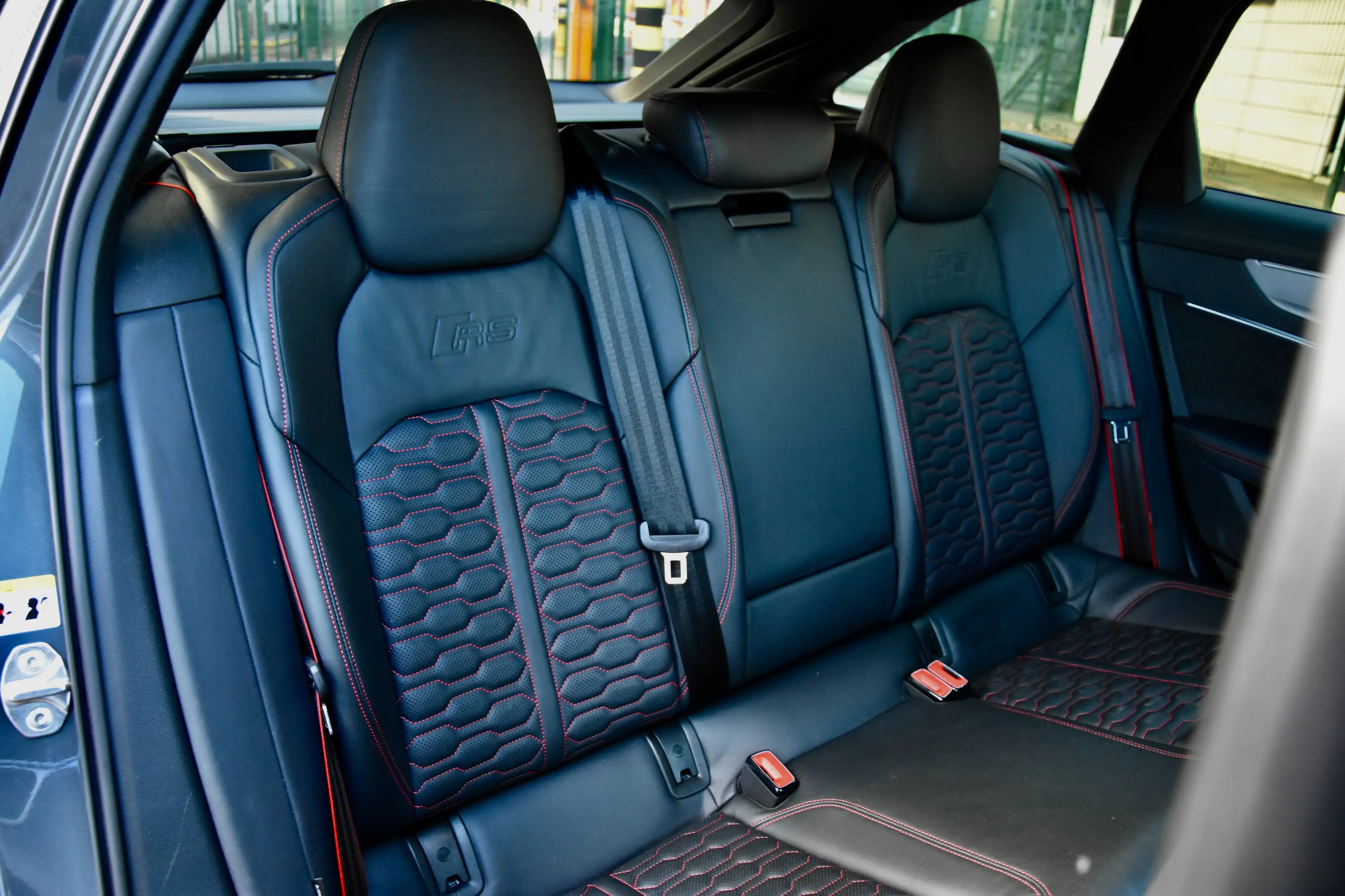 Audi RS6 RS6 4.0 V8 TFSI Quattro **HUD**PANO**MATRIX**REAR WHEEL STEERING**AIR SUSPENSION — photo 11
