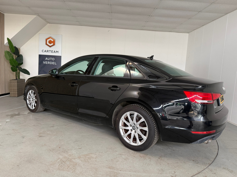 Audi A4 Limousine 2.0 TFSI ultra Pro Line Airco, Navigatie — photo 2