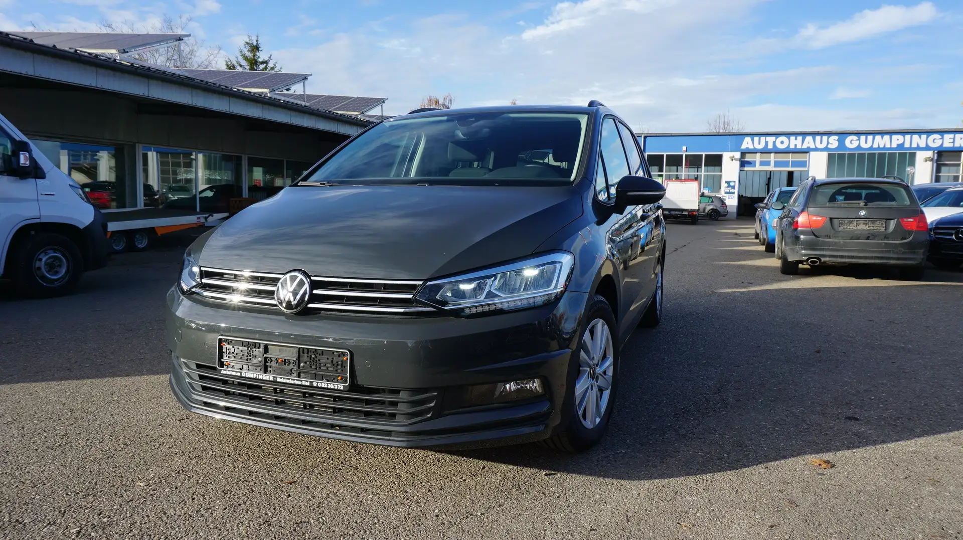 Volkswagen Touran 2.0 TDI SCR DSG Comfortline !! Standheizung !! Grau - 1