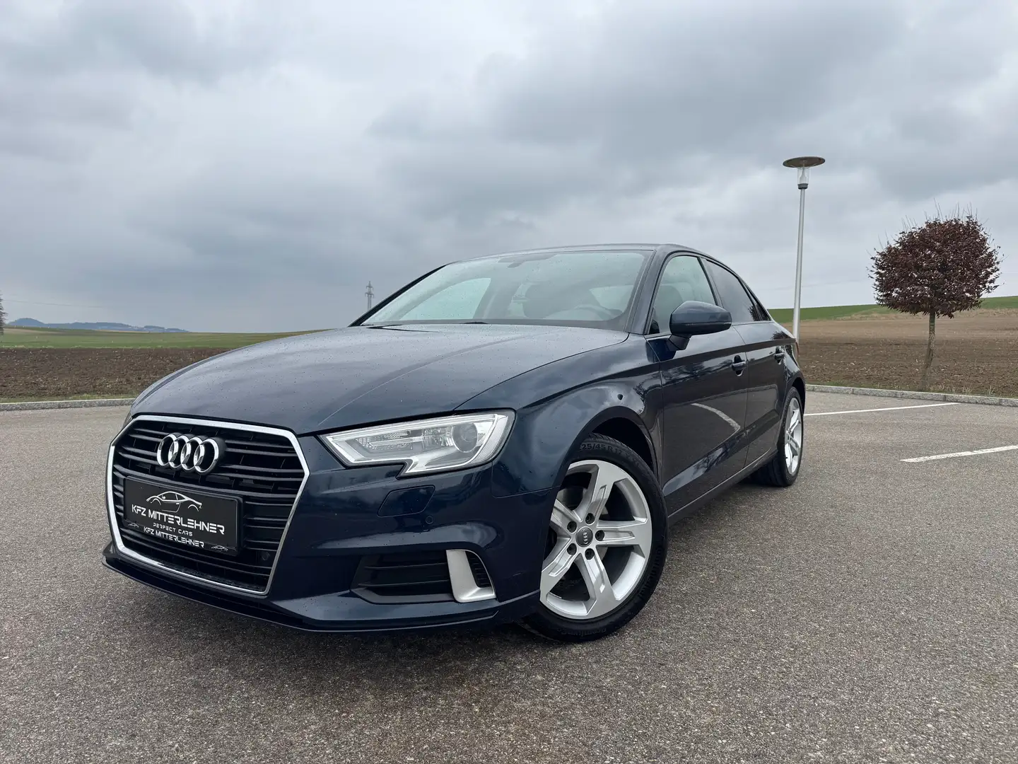 Audi A3 A3 SB 1,6 TDI Blau - 1