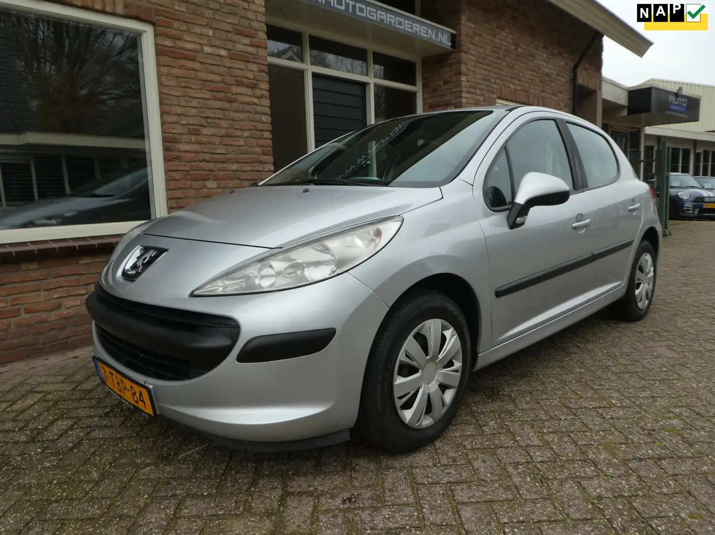 Peugeot 207 1.4 XR Grey - 1