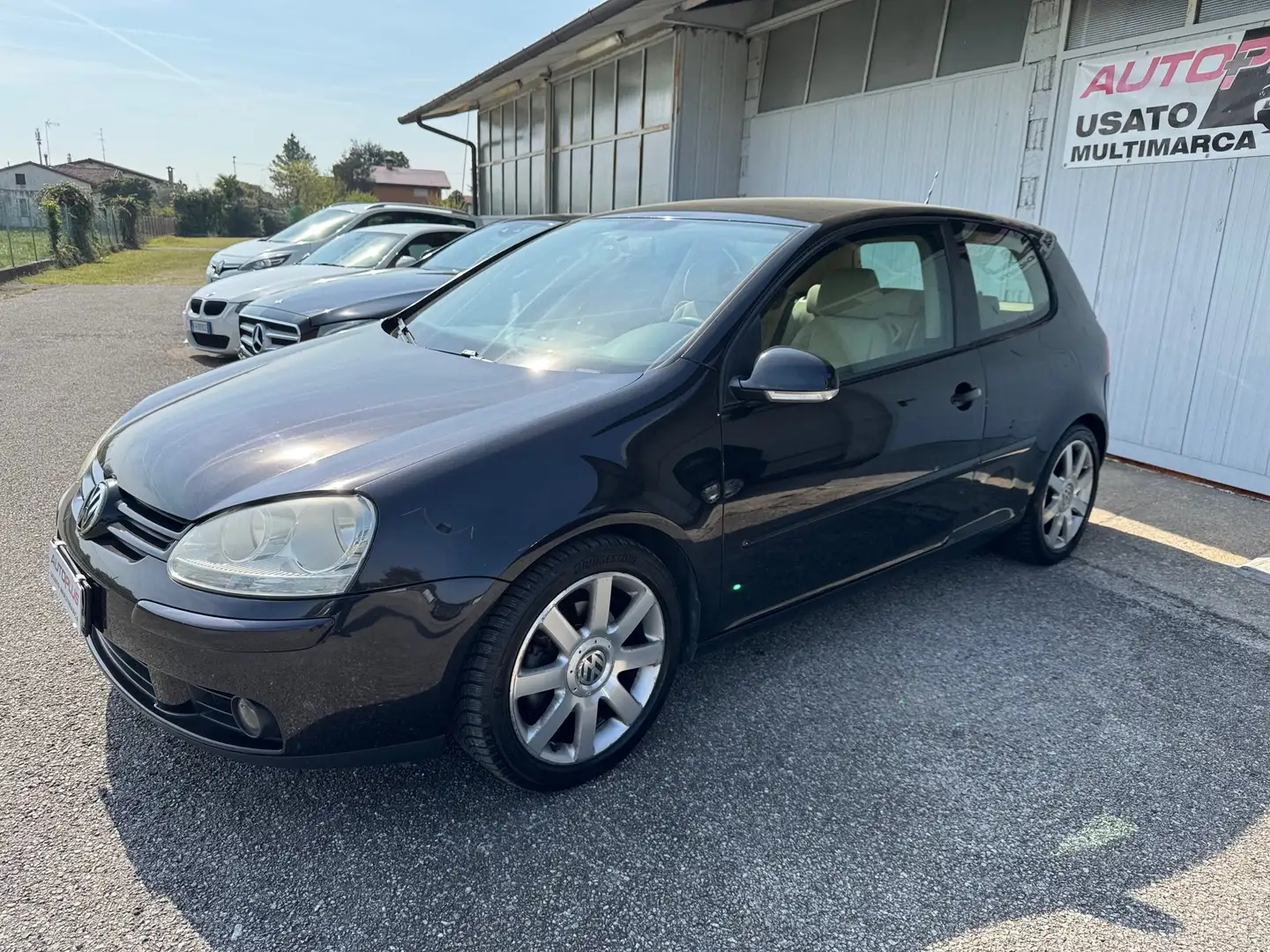 Volkswagen Golf Golf 3p 2.0 fsi Sportline Negro - 1