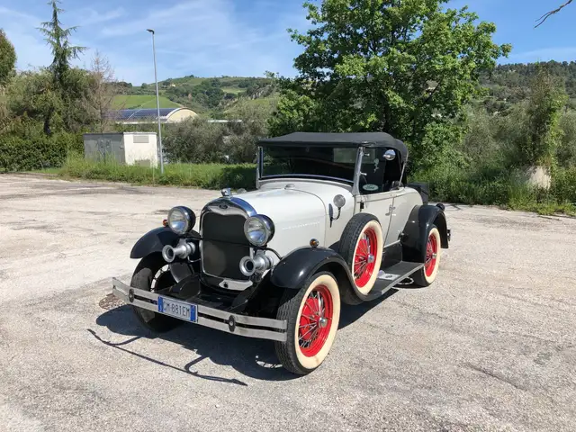 Ford FORD MODEL A ROADSTER