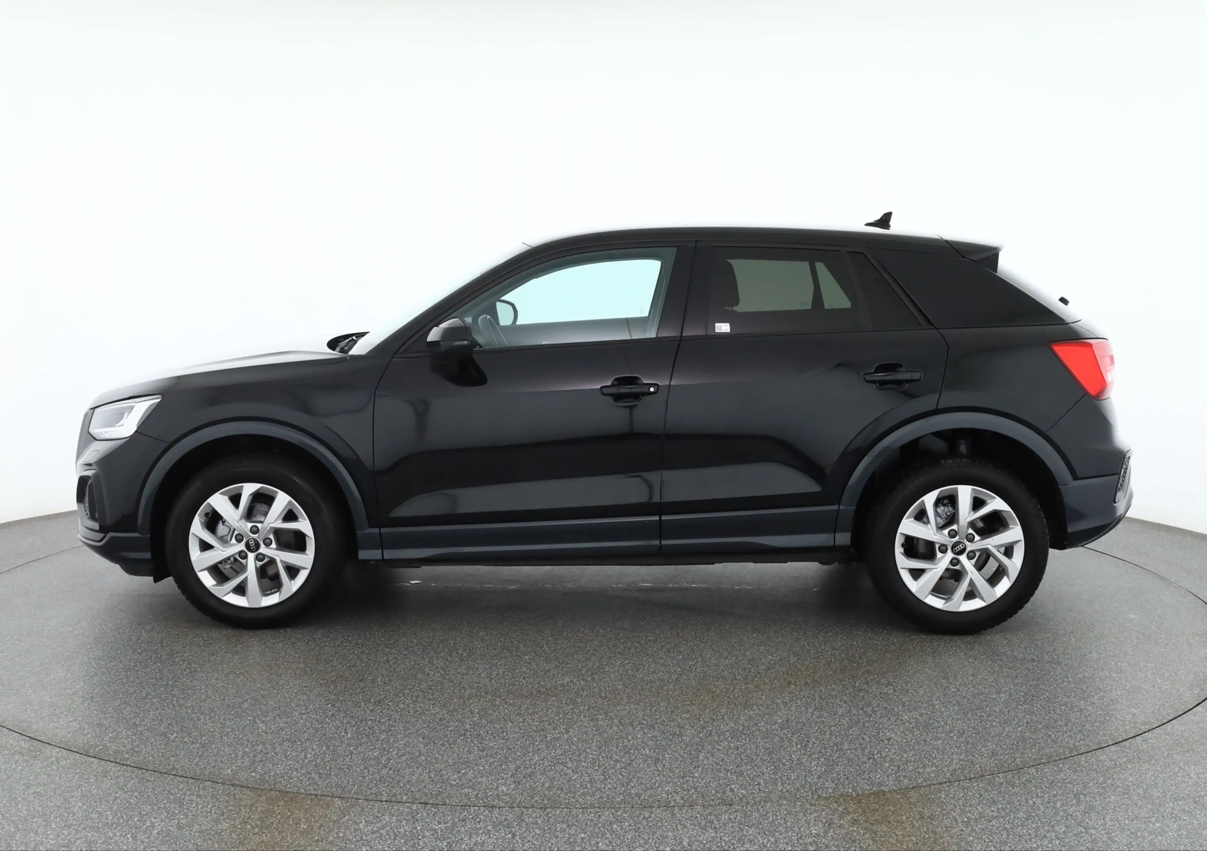 Audi Q2 35 TFSI advanced LED Navi Kamera Keyless-Go — photo 2