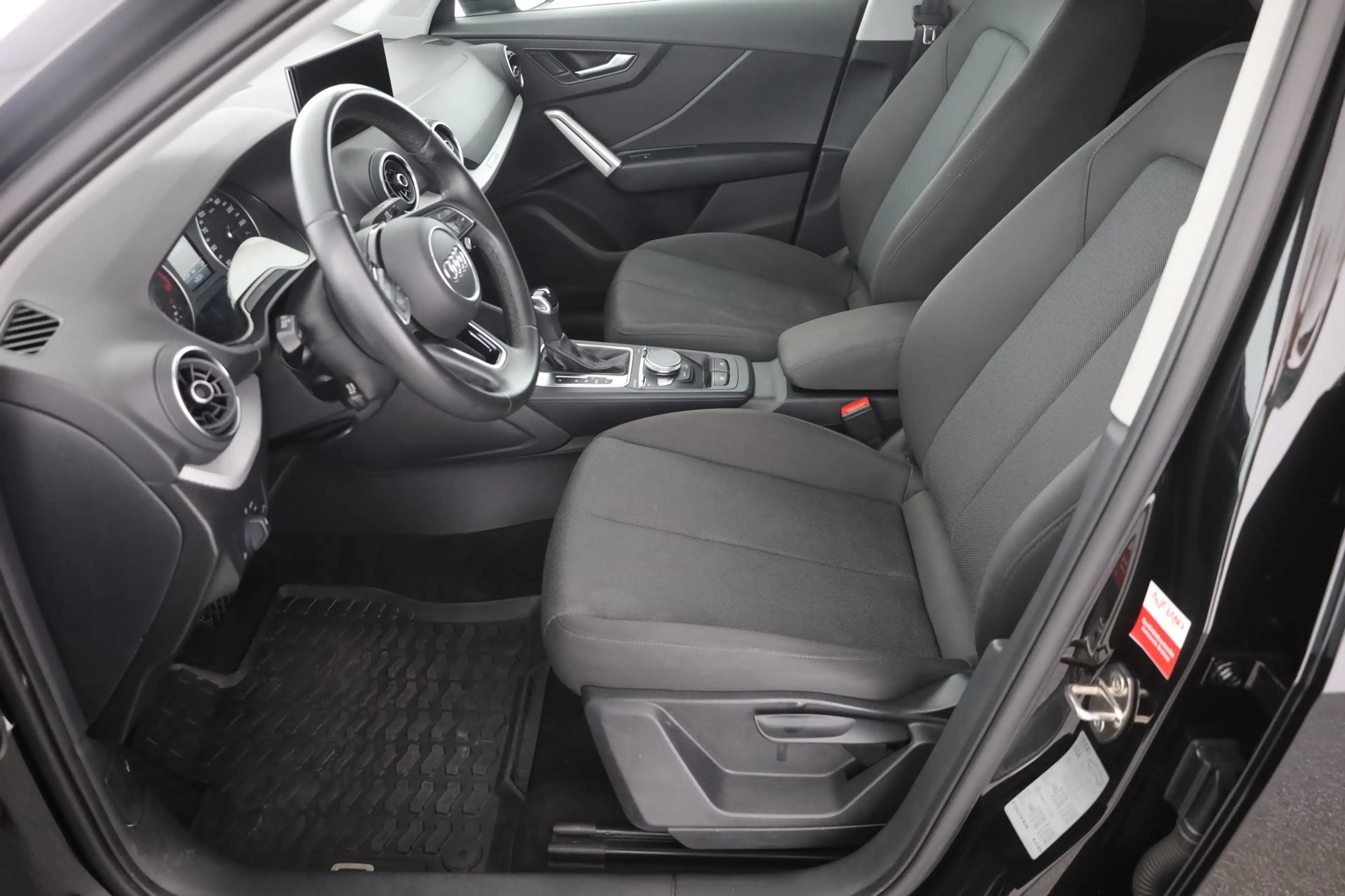 Audi Q2 35 TFSI advanced LED Navi Kamera Keyless-Go — photo 24