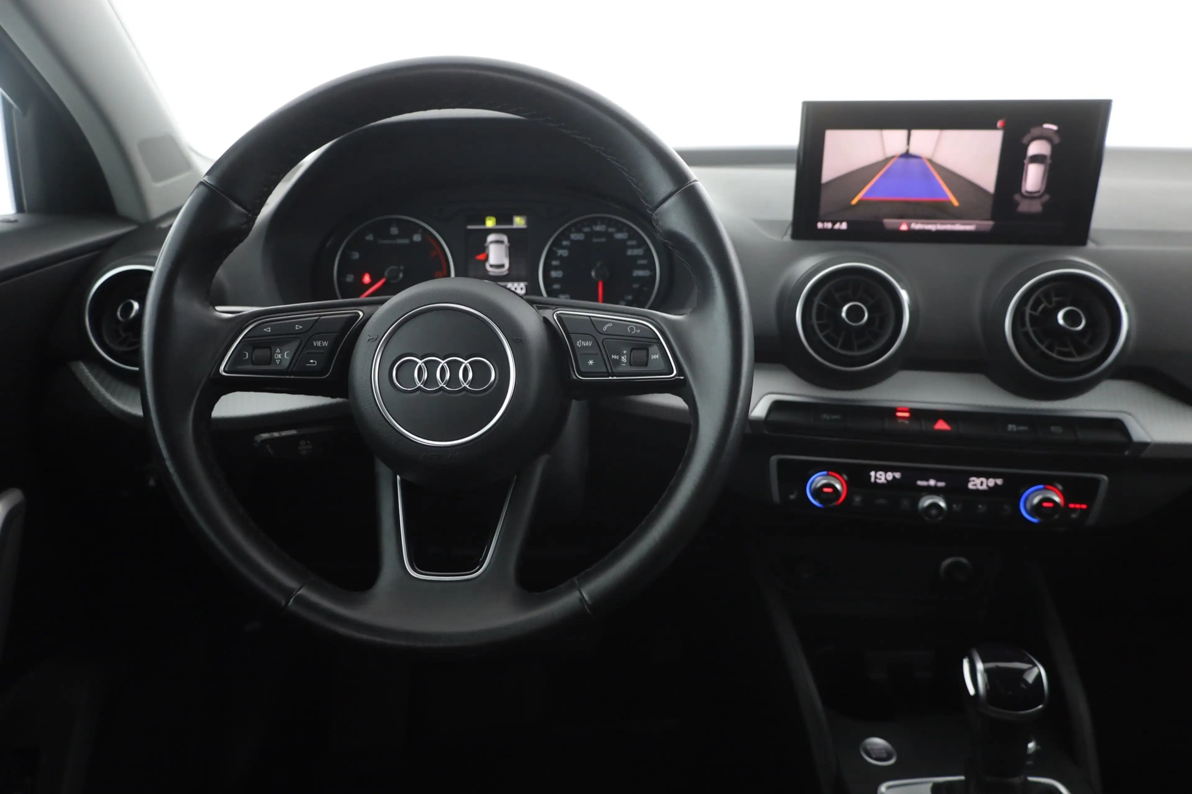 Audi Q2 35 TFSI advanced LED Navi Kamera Keyless-Go — photo 10
