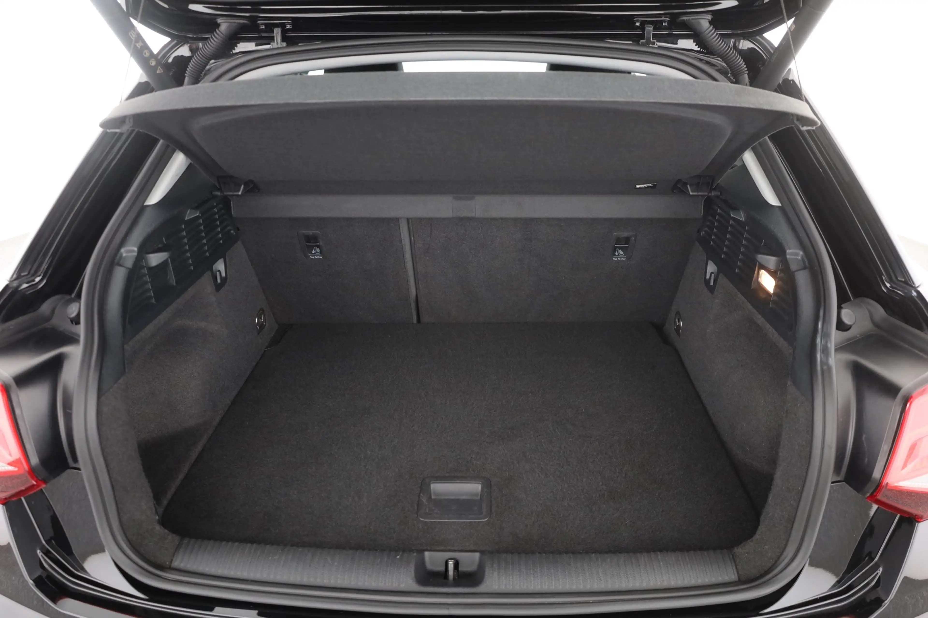 Audi Q2 35 TFSI advanced LED Navi Kamera Keyless-Go — photo 27