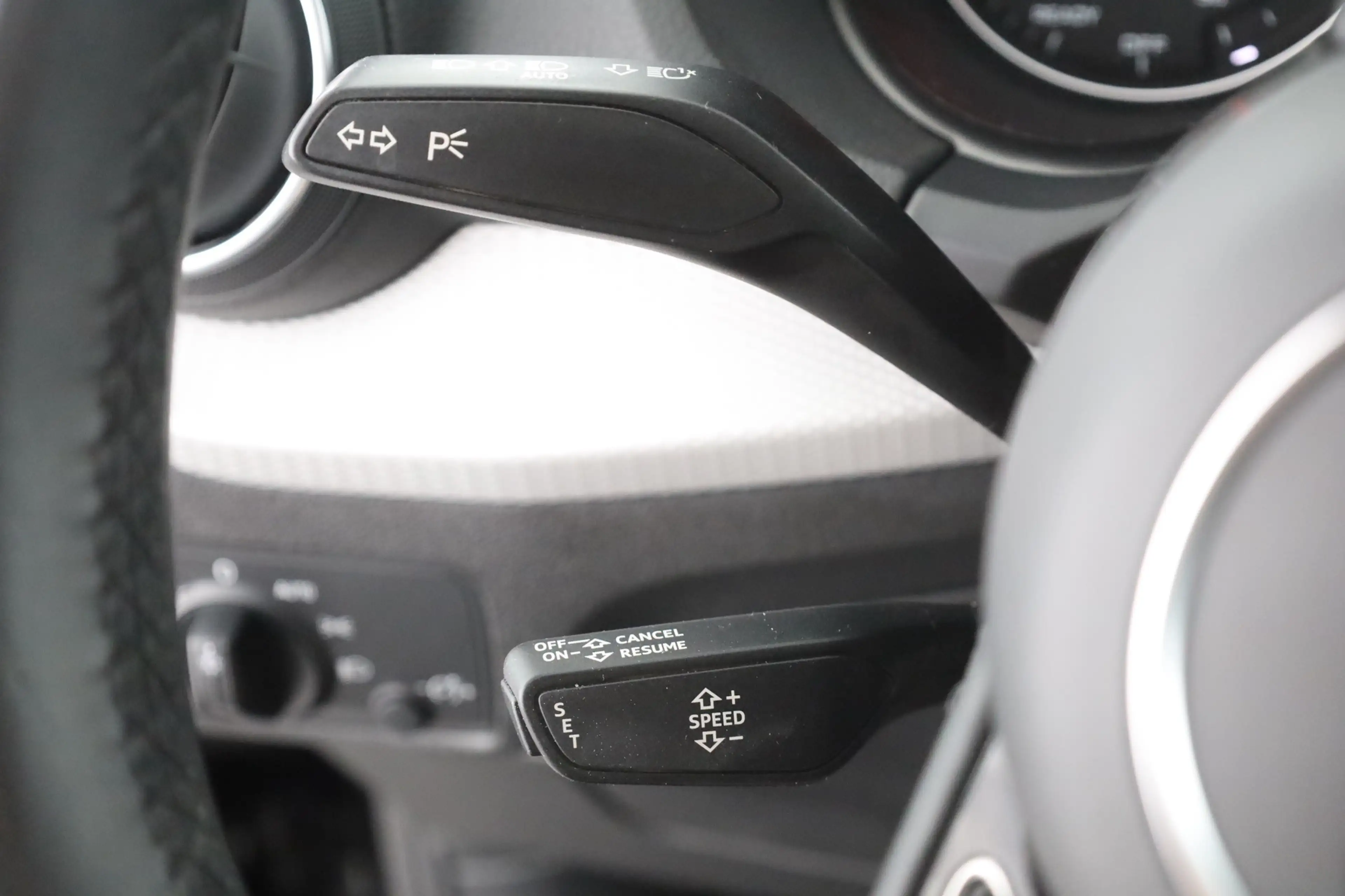 Audi Q2 35 TFSI advanced LED Navi Kamera Keyless-Go — photo 20