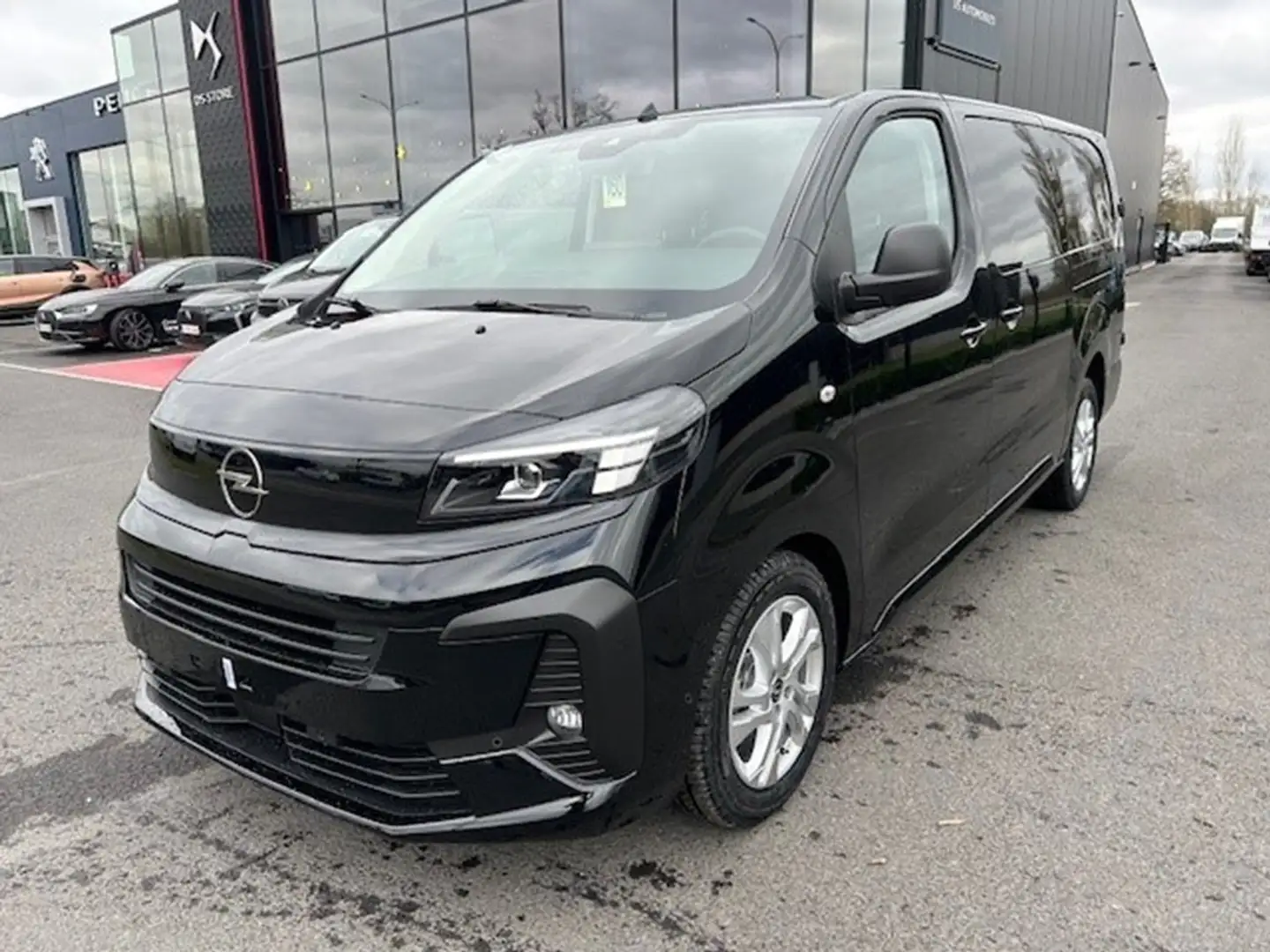 Opel Vivaro L3 2.0 Turbo D 180 S/S AT8 Full option Noir - 1