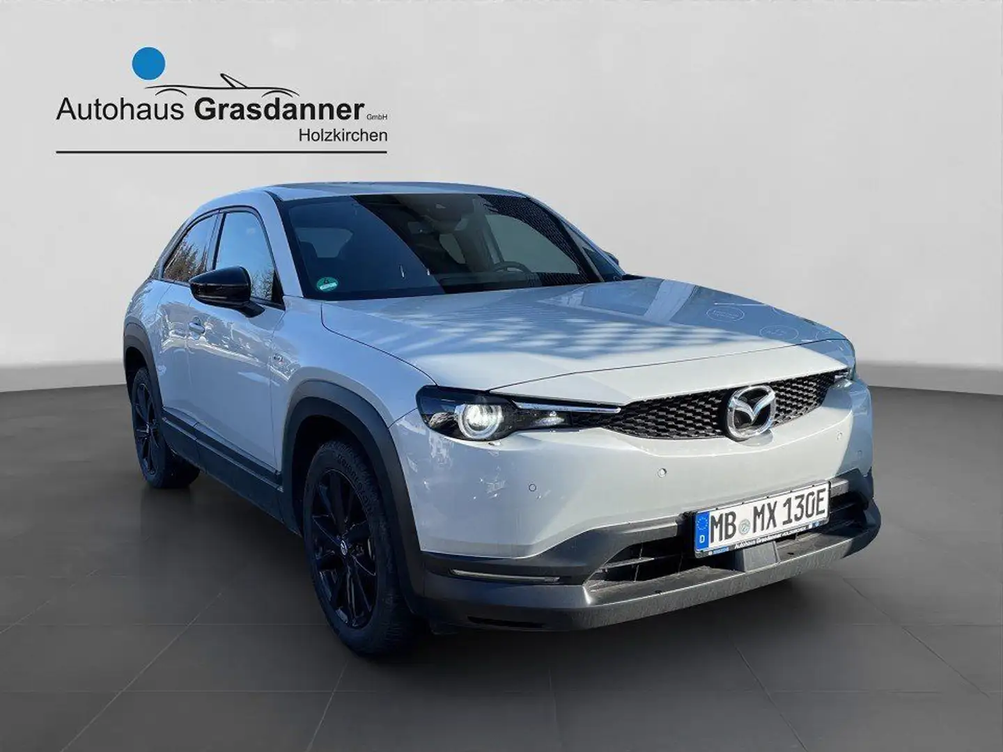 Mazda MX-30 35,5 kWh e-SKYACTIV EV 145 PS AdVantage In Blanc - 1