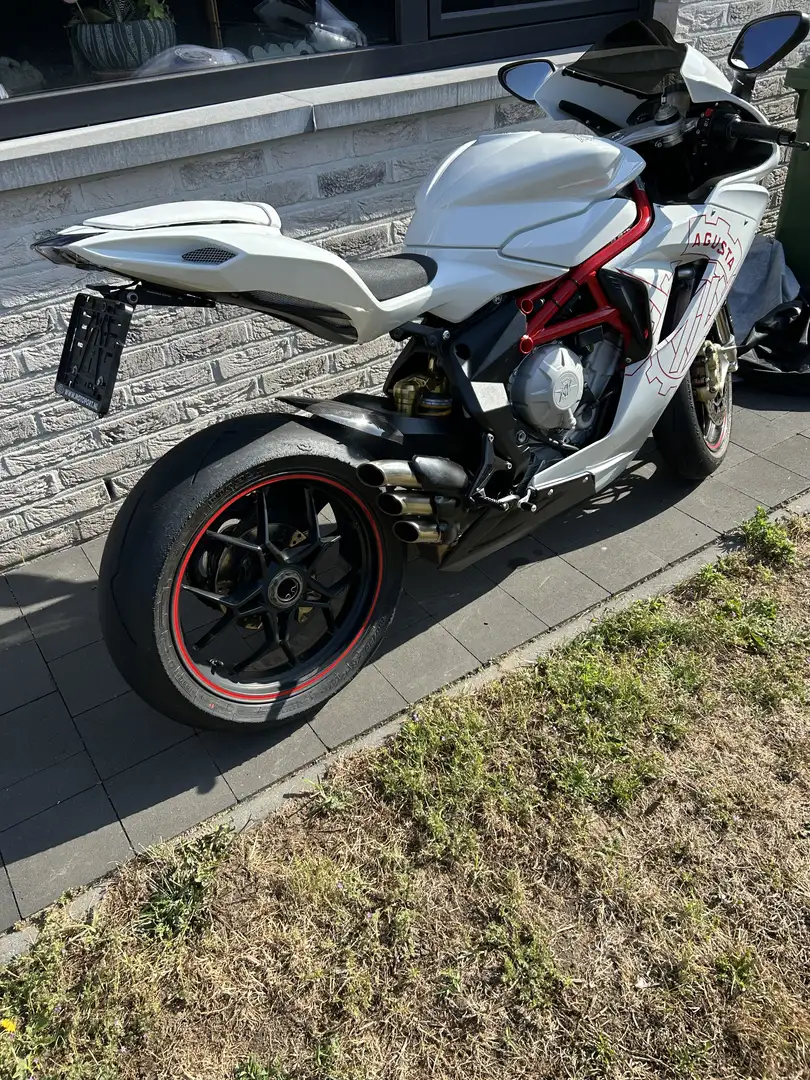 MV Agusta F3 675 - 2